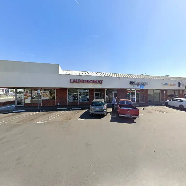 Carson EZ Wash Laundromat - Image 16