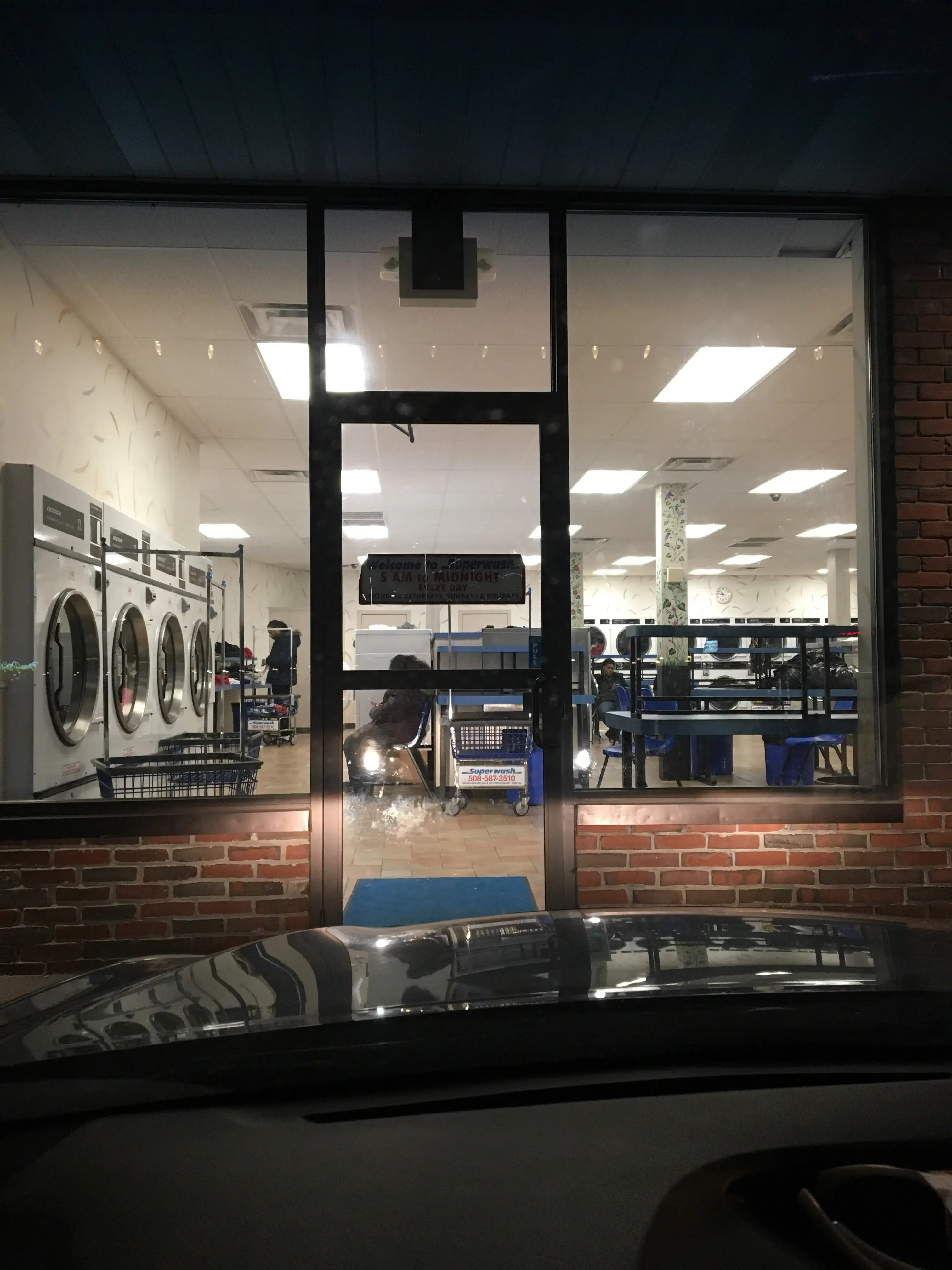 Cary Hill Superwash Laundromat thumbnail 6