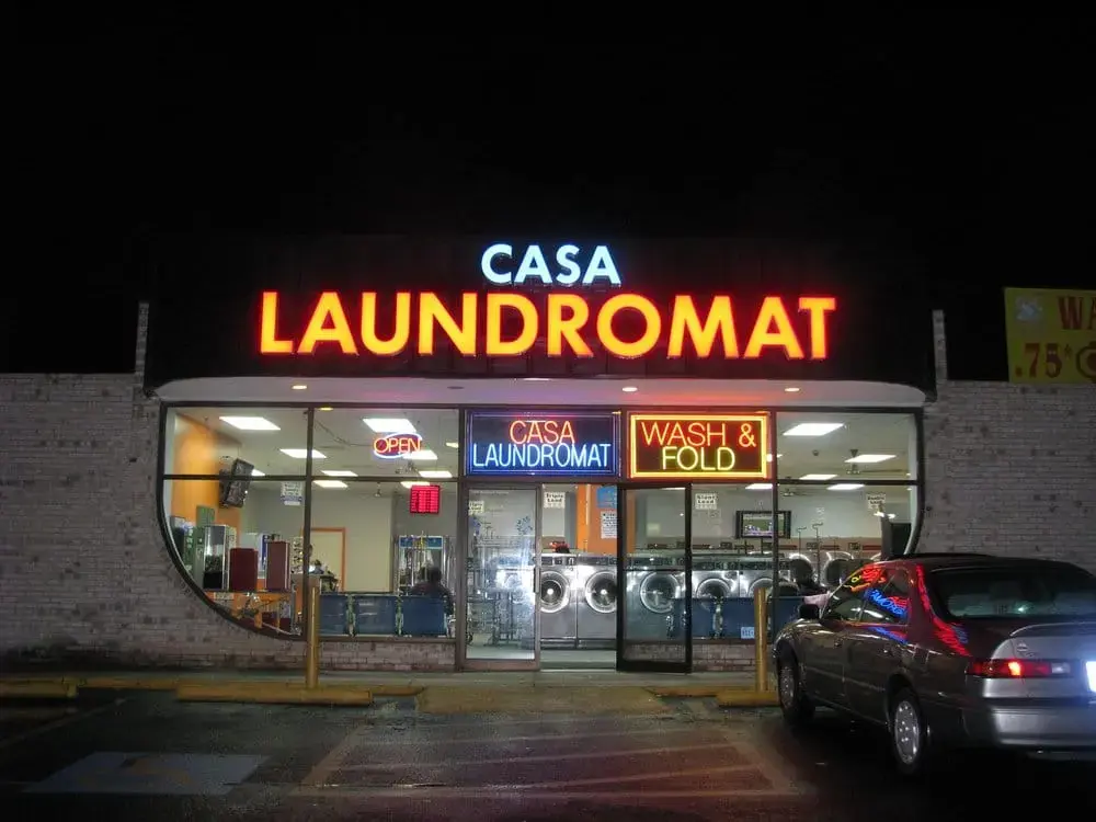 Casa Laundromat thumbnail 1