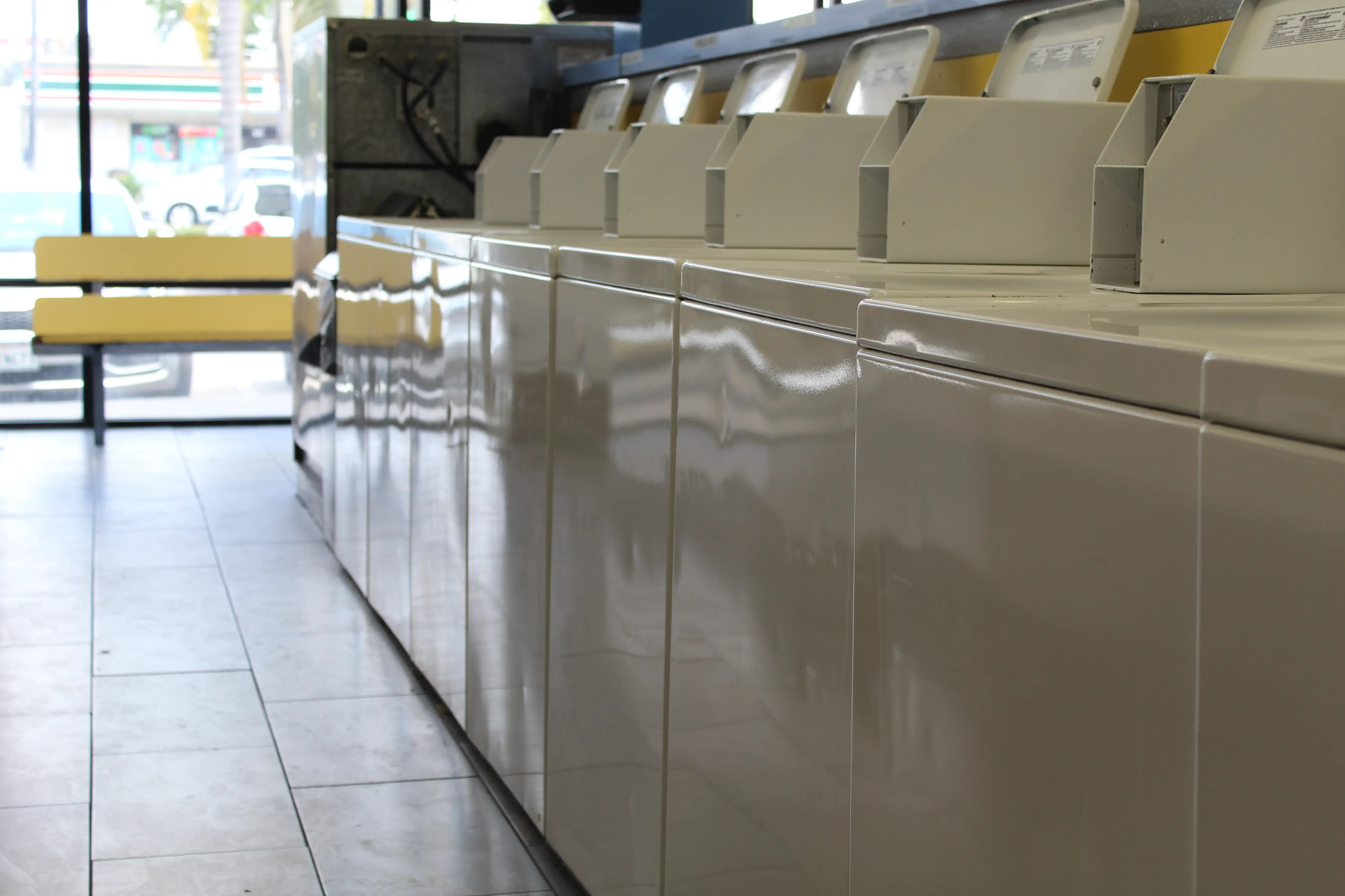 Casa Laundry thumbnail 9