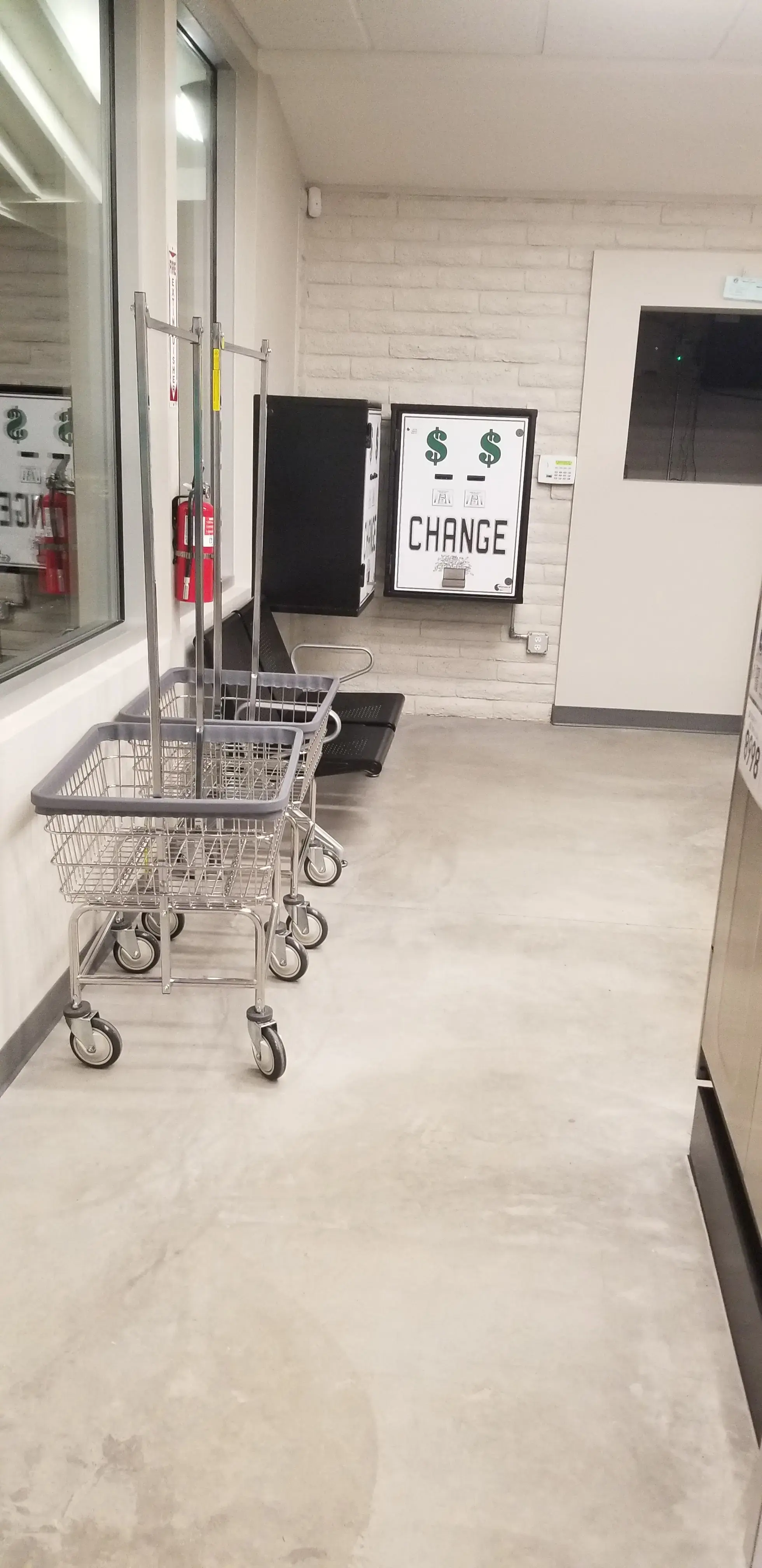 Cascade Express Laundry thumbnail 5