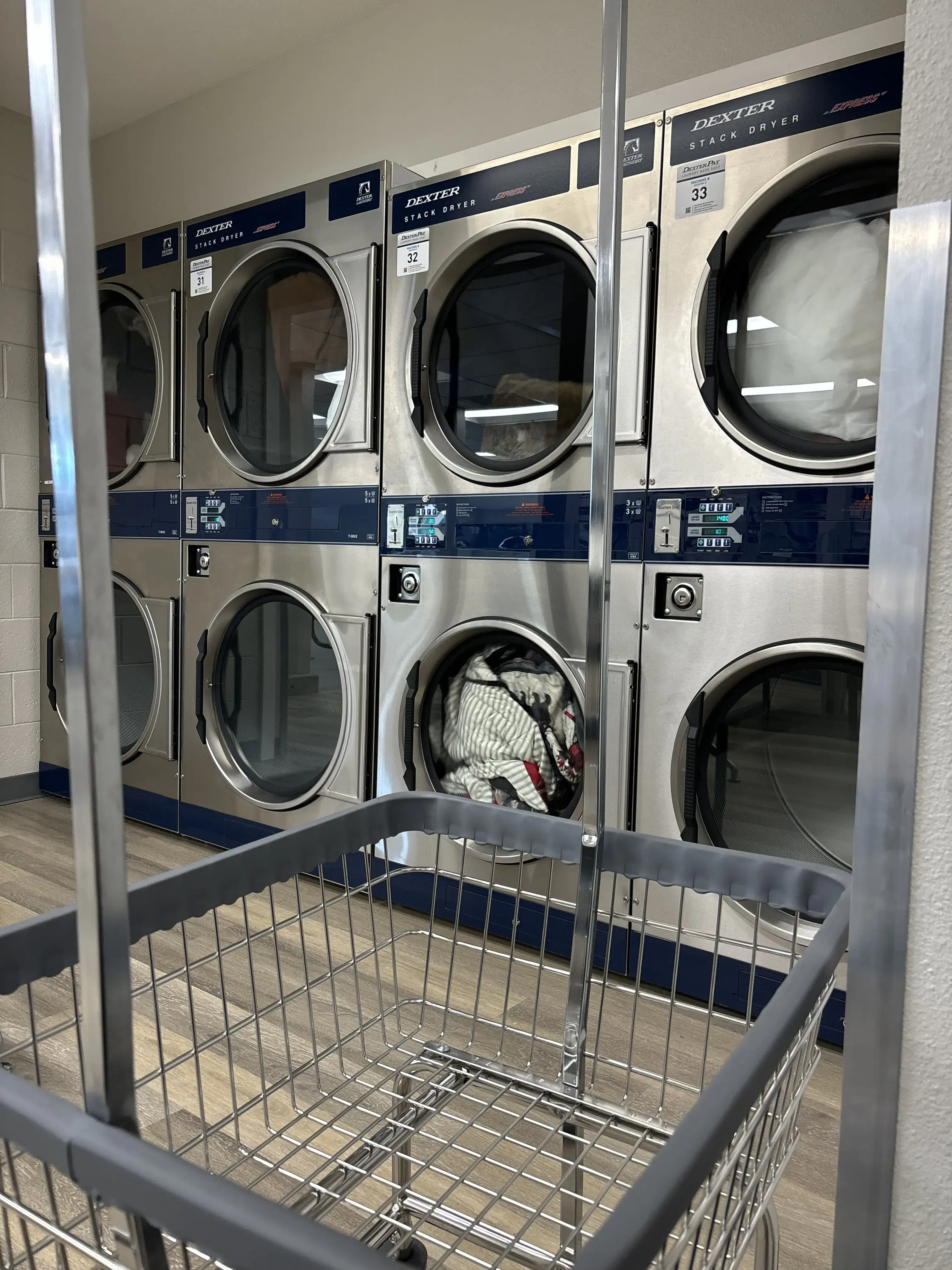 Cascade Express Laundry - Image 19
