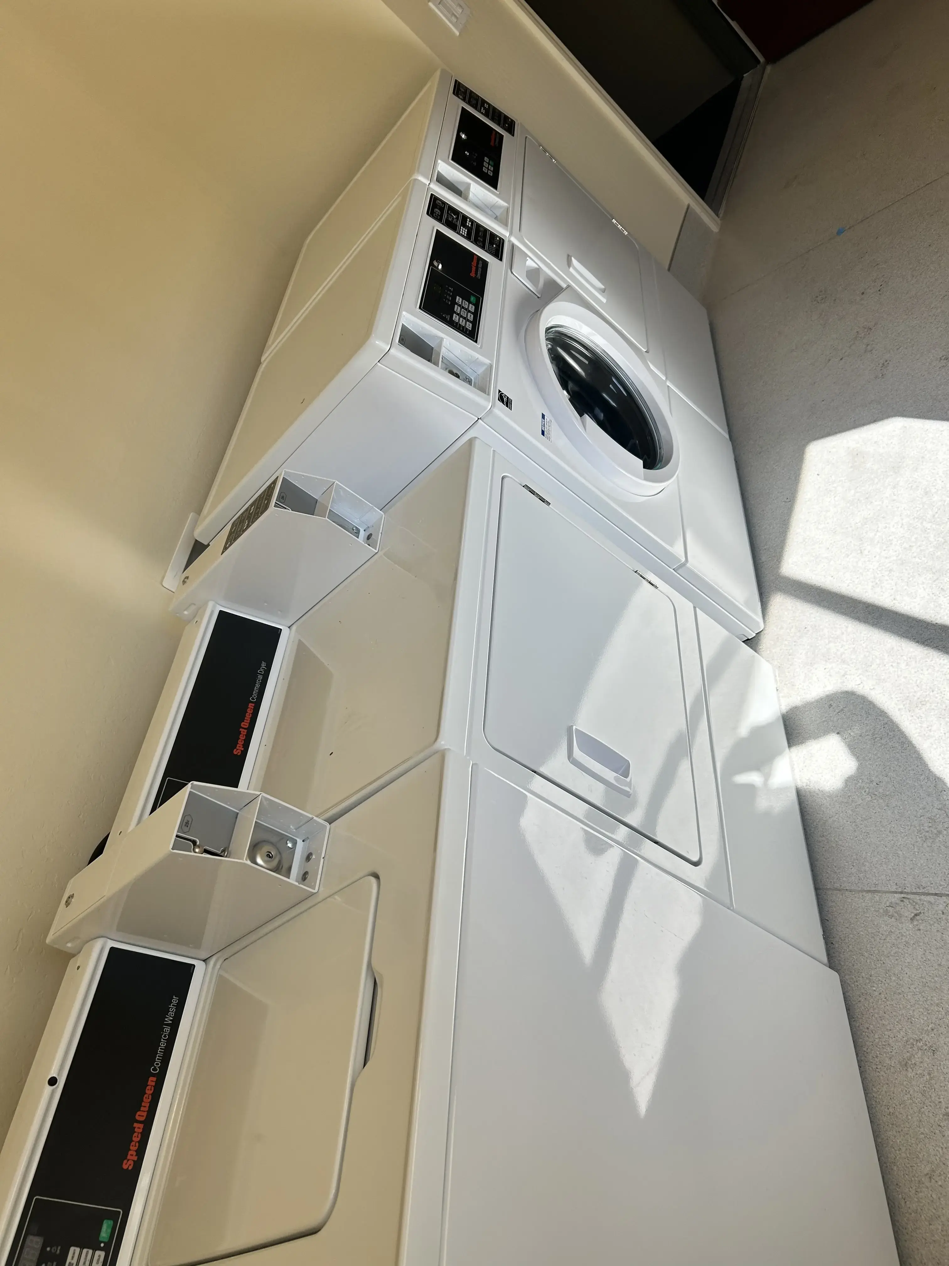 Cascade Fresh - Commercial Laundry Sales & Service thumbnail 10