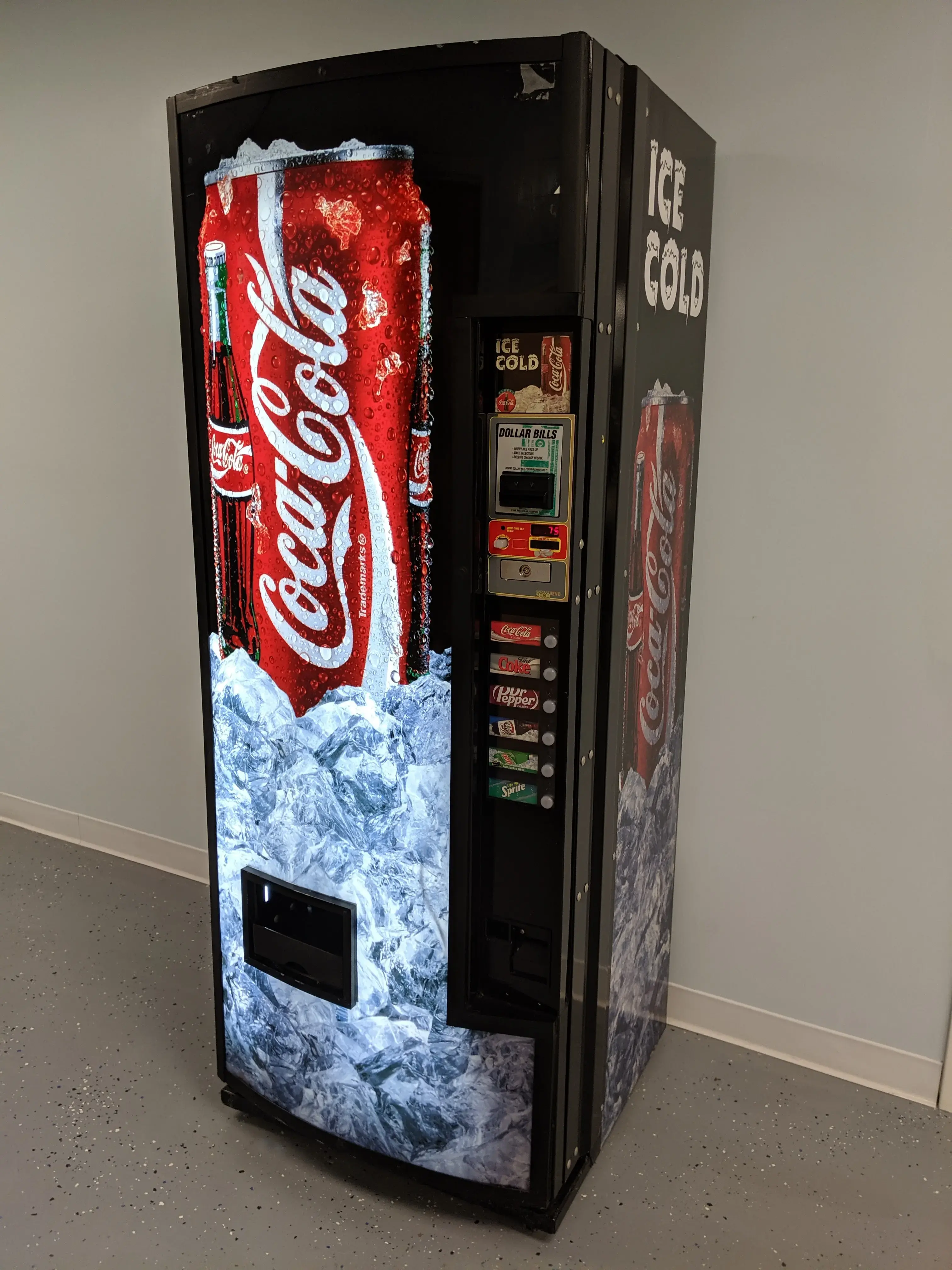 Cascade Laundromat thumbnail 7