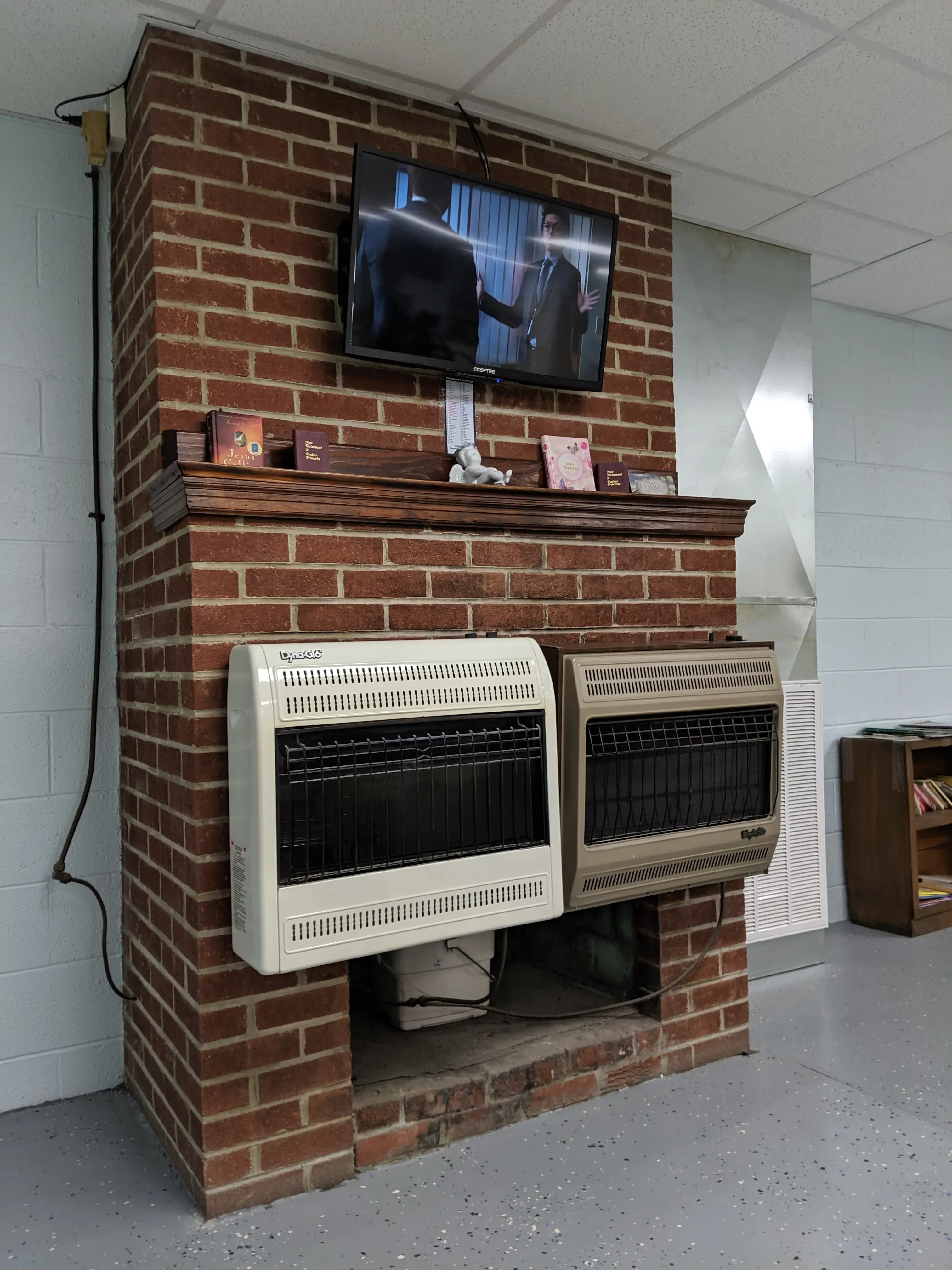 Cascade Laundromat thumbnail 4