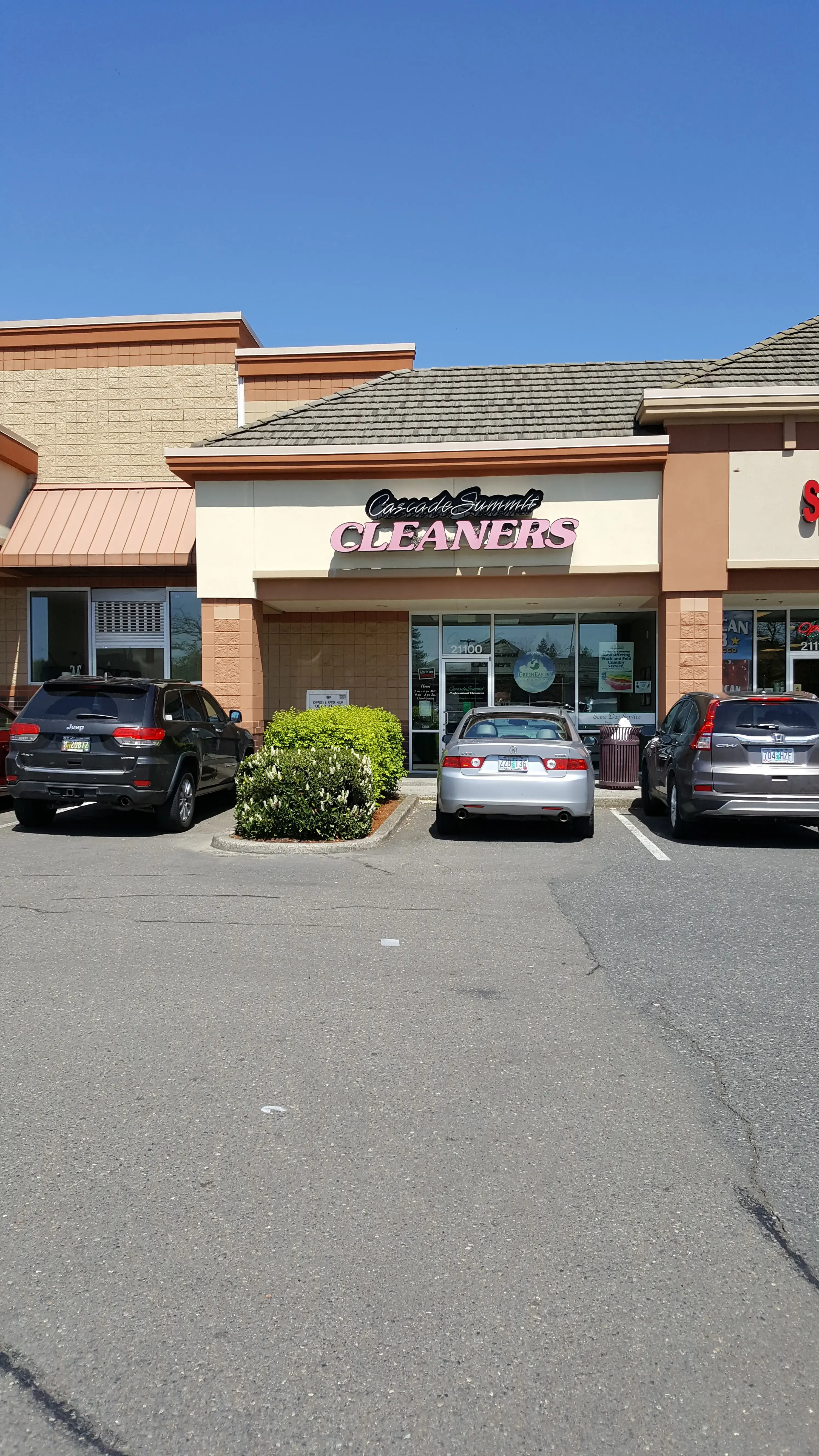 Cascade Summit Cleaners thumbnail 3