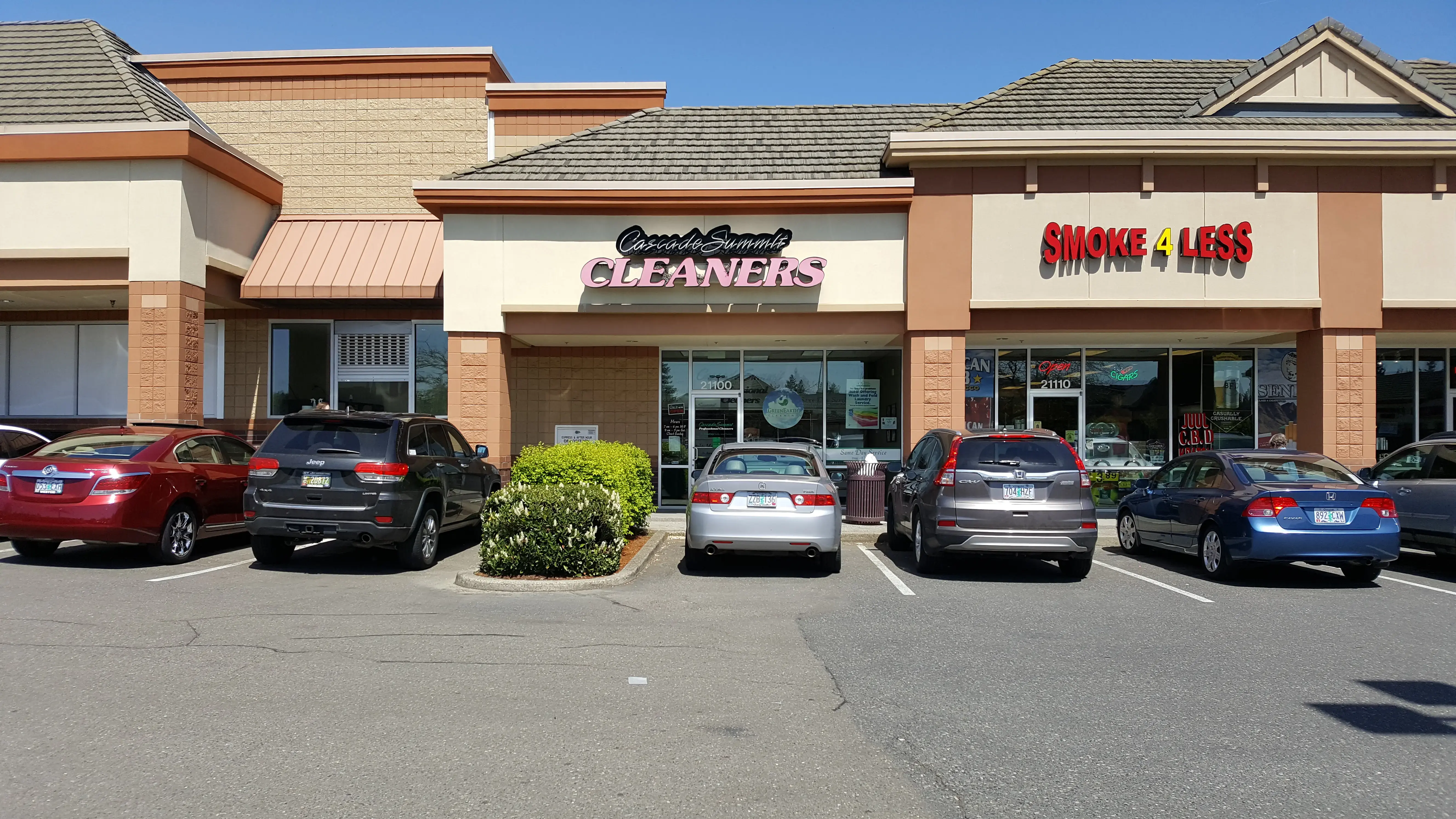 Cascade Summit Cleaners location