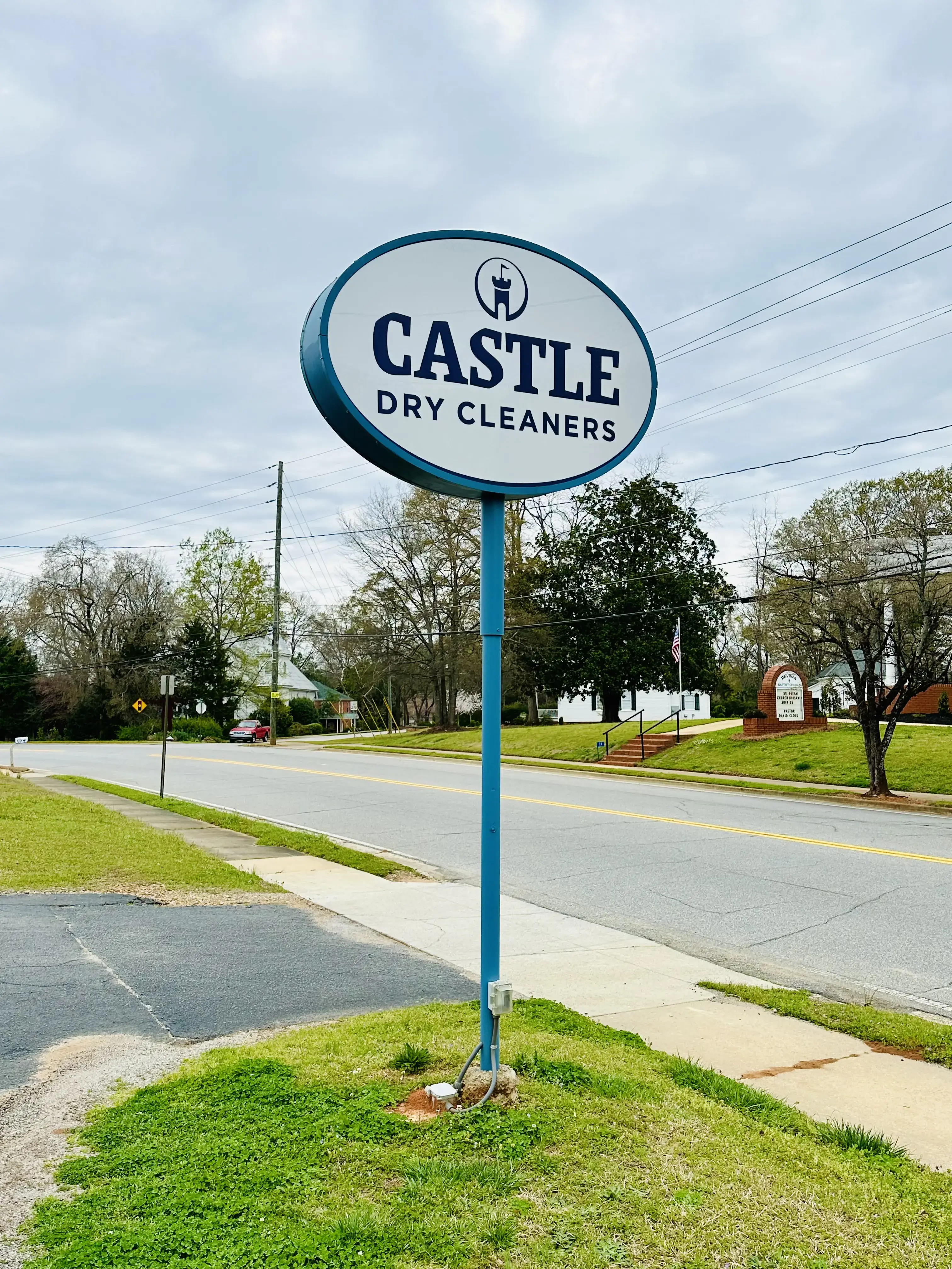 Castle Dry Cleaners thumbnail 2