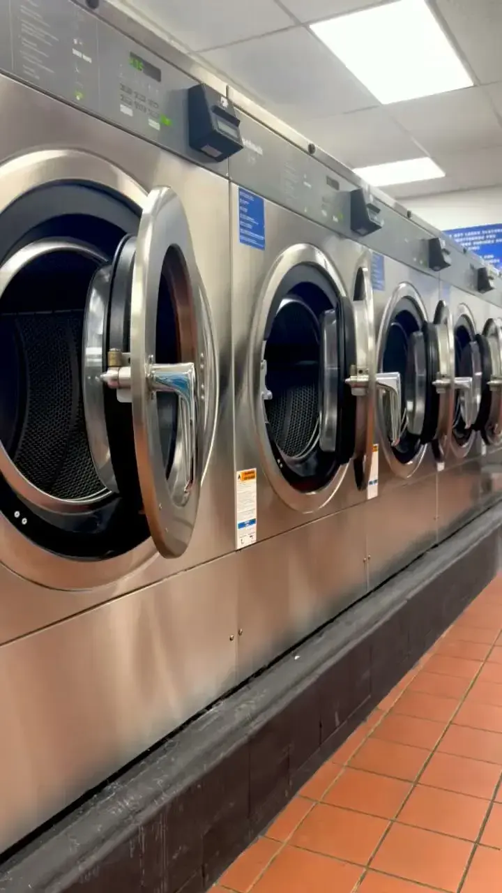 Castle Hill Laundry - Image 2