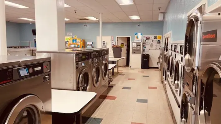 Castroville Wash & Dry thumbnail 17