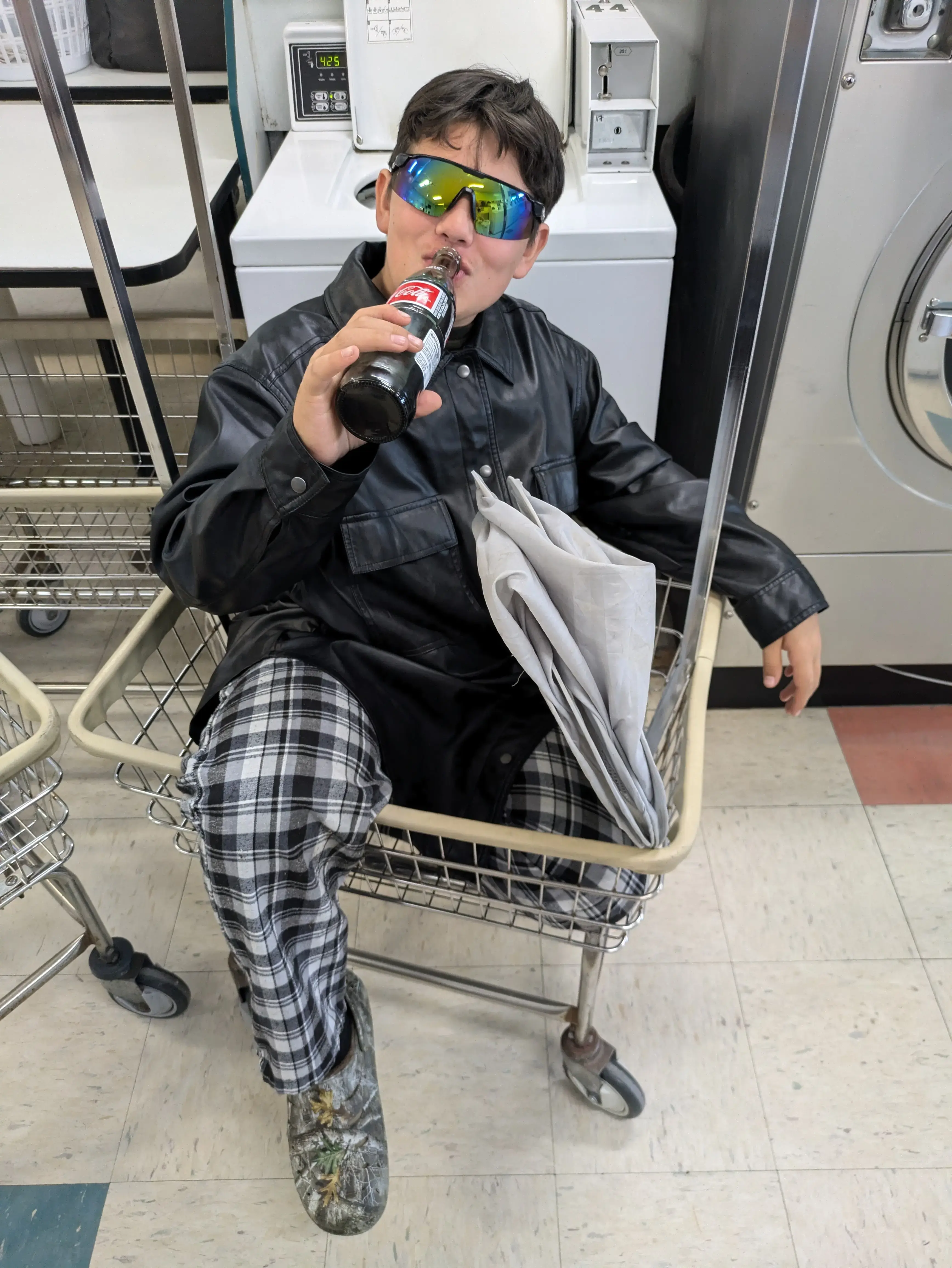 Castroville Wash & Dry - Image 8
