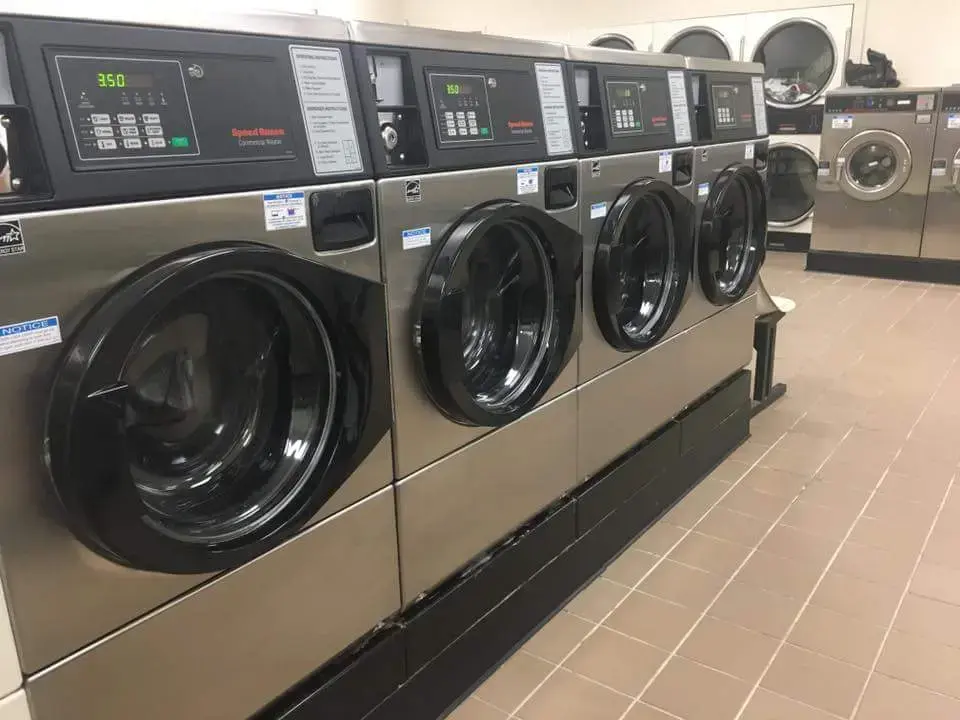 Caz Laundry - Image 7