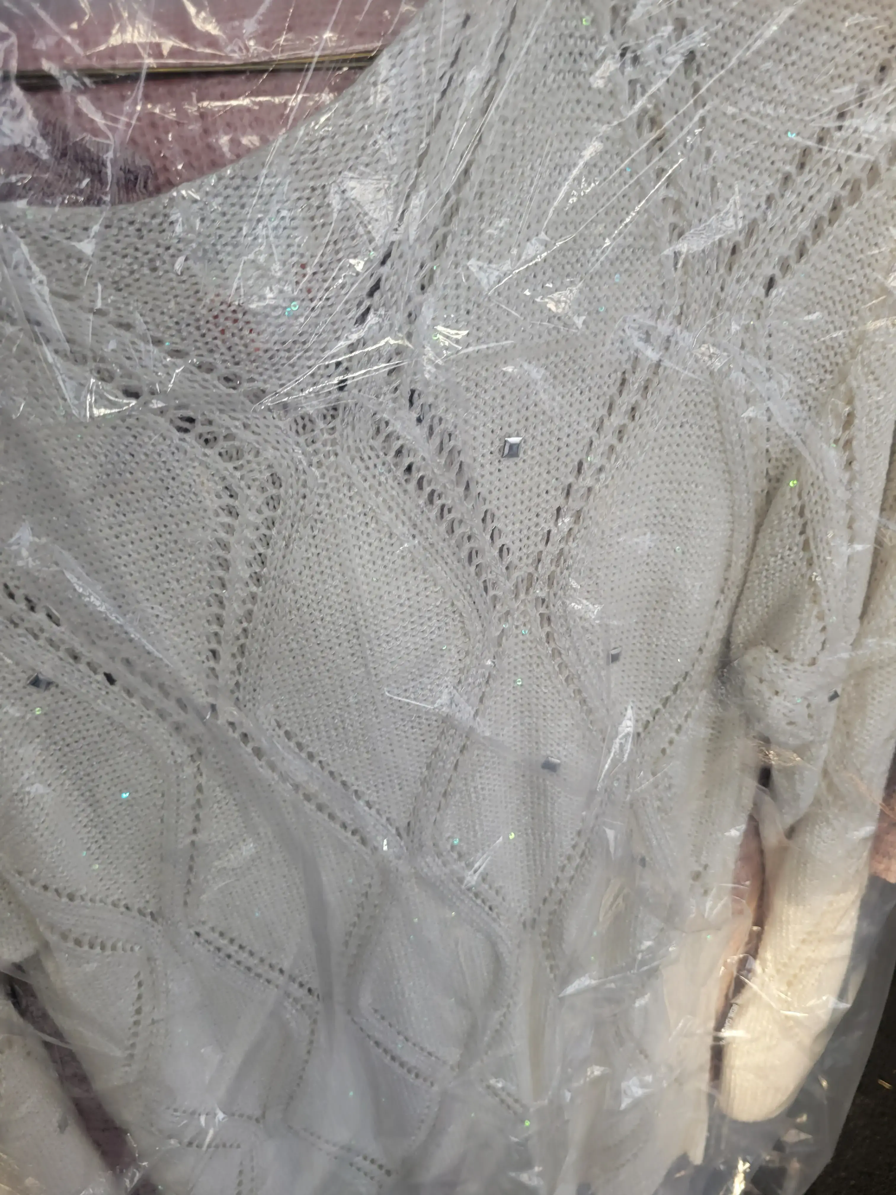 CD One Price Cleaners - Image 5