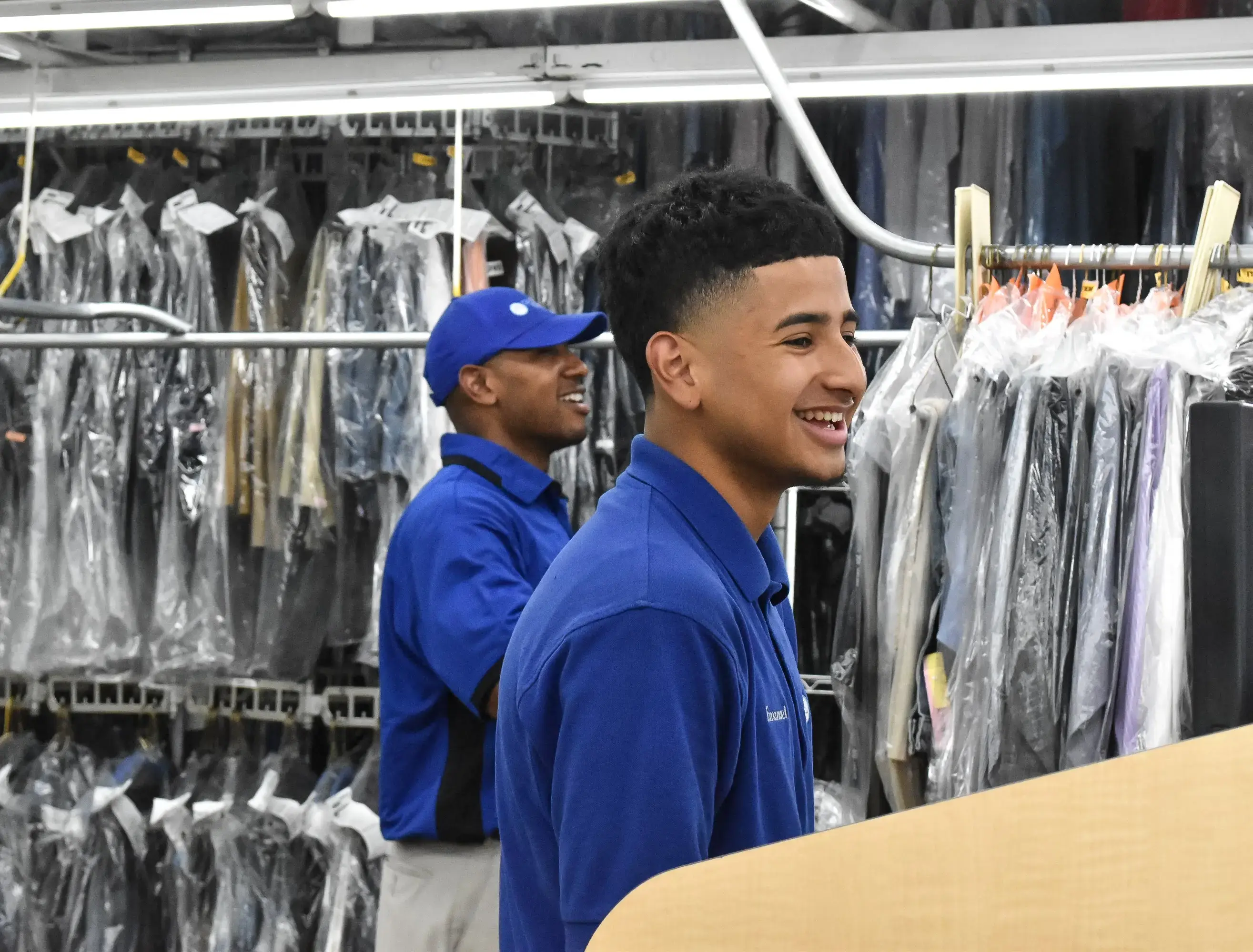 CD One Price Cleaners - Image 9