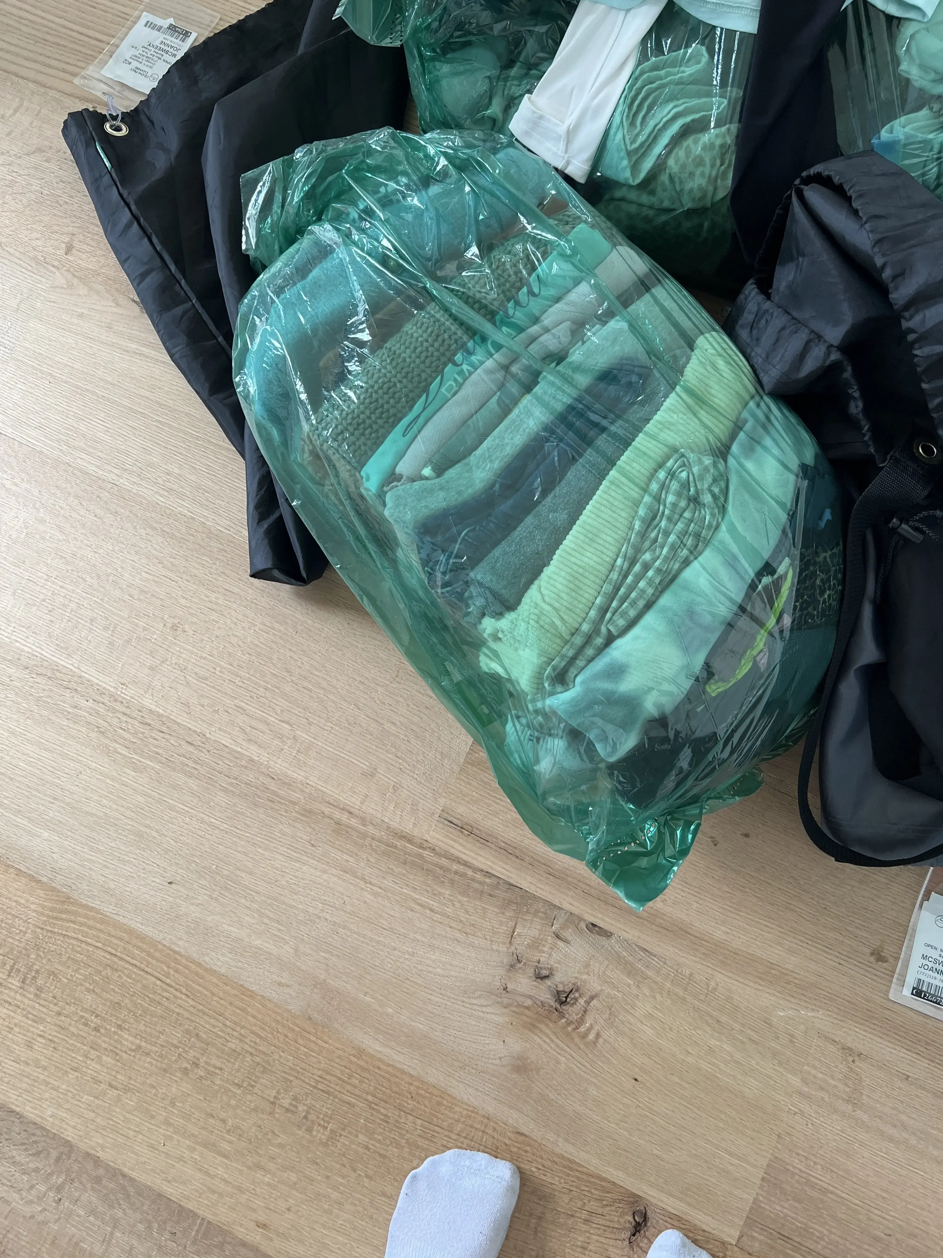 CD One Price Cleaners - Image 6