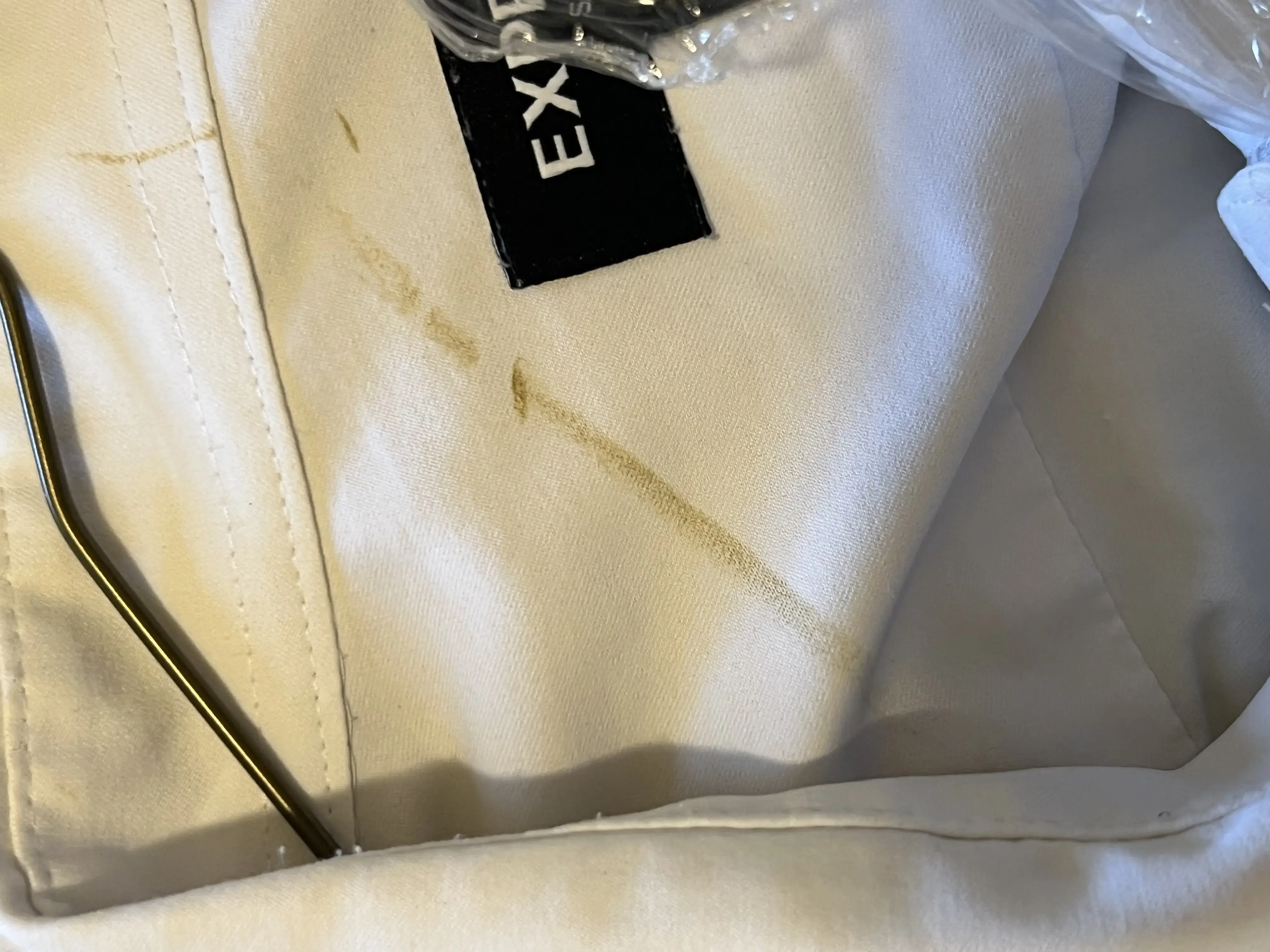 CD One Price Cleaners - Image 5