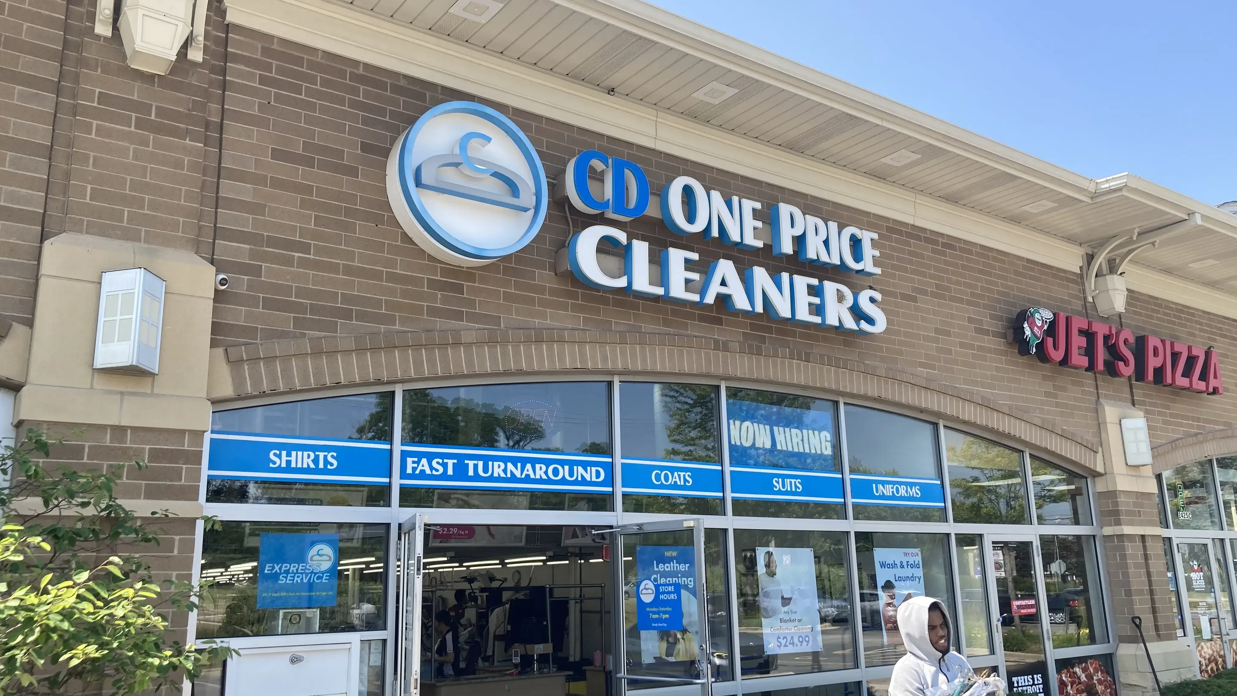 CD One Price Cleaners thumbnail 9