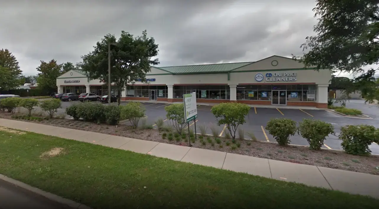 CD One Price Cleaners - Image 6