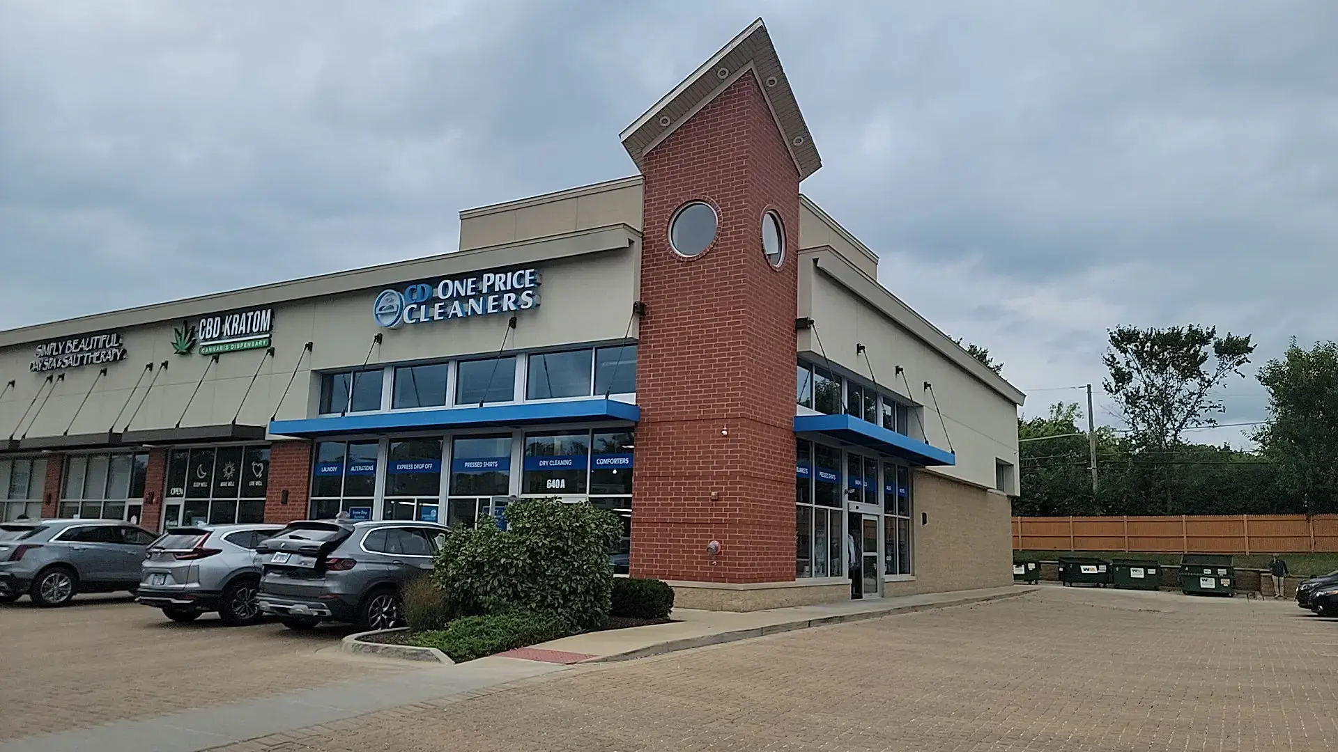 CD One Price Cleaners - Image 2