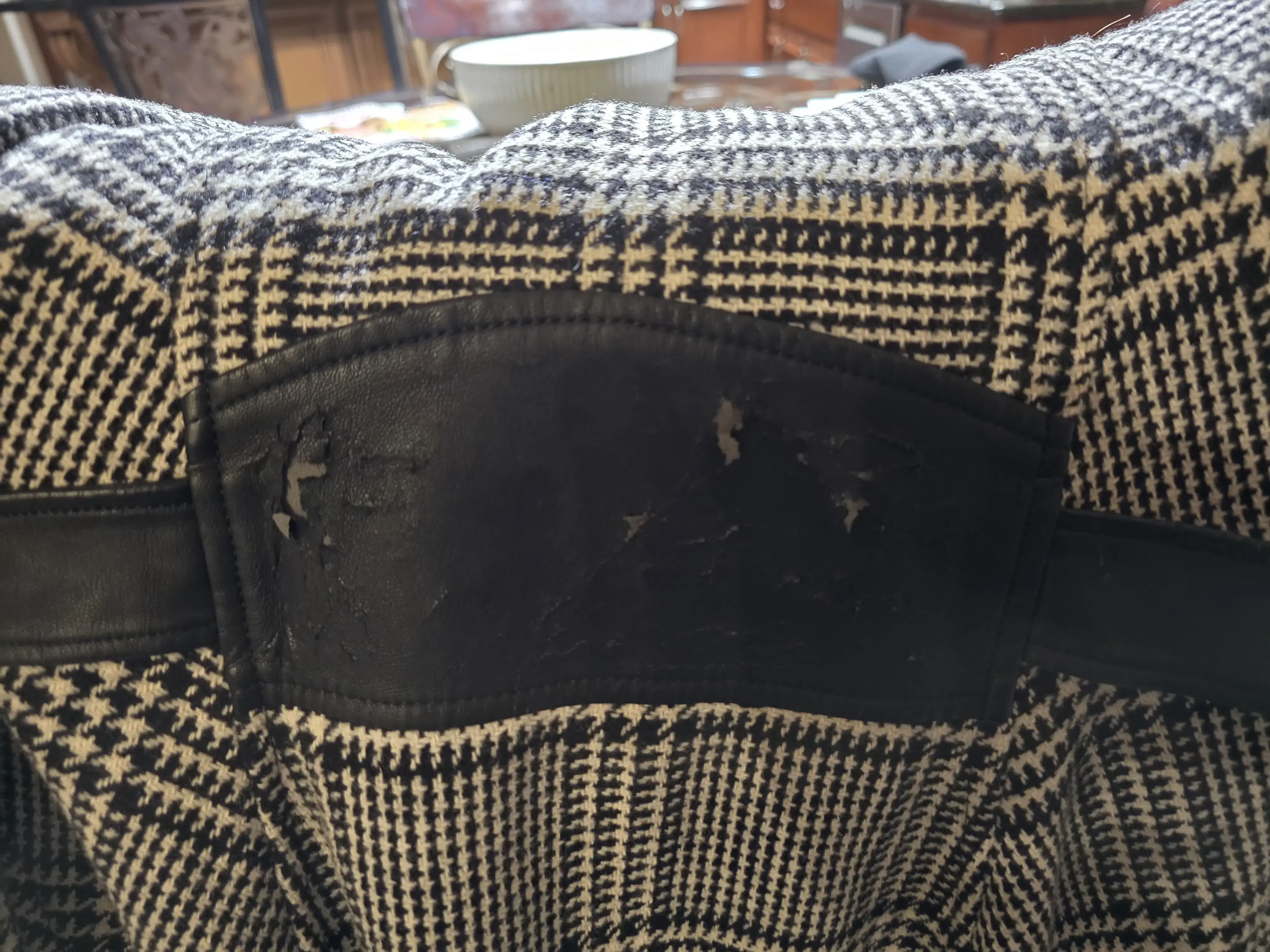 CD One Price Cleaners - Image 4