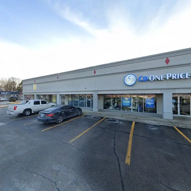 CD One Price Cleaners - Image 6