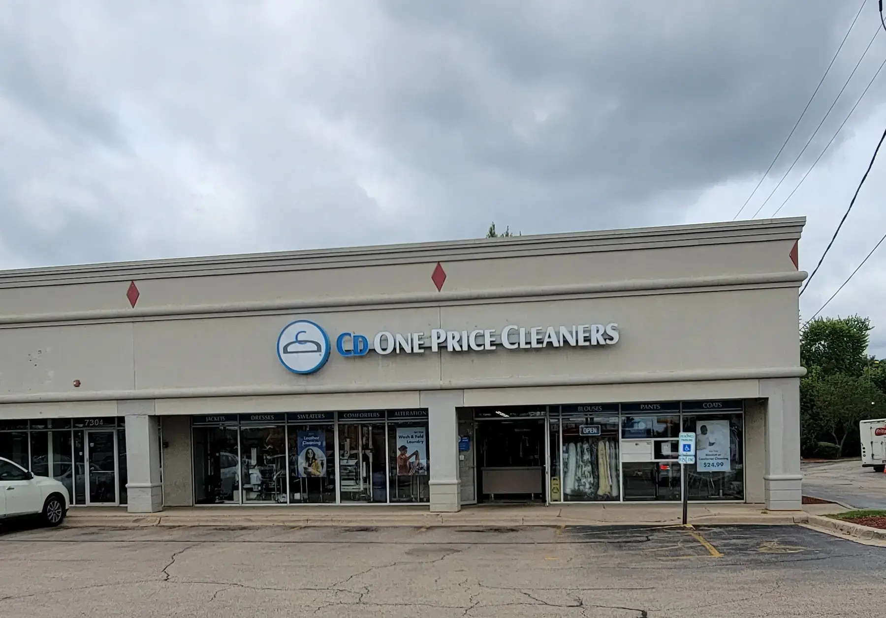 CD One Price Cleaners thumbnail 1