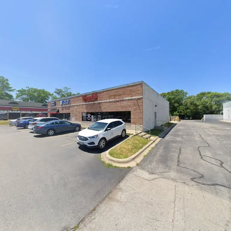 CD One Price Cleaners - Image 8