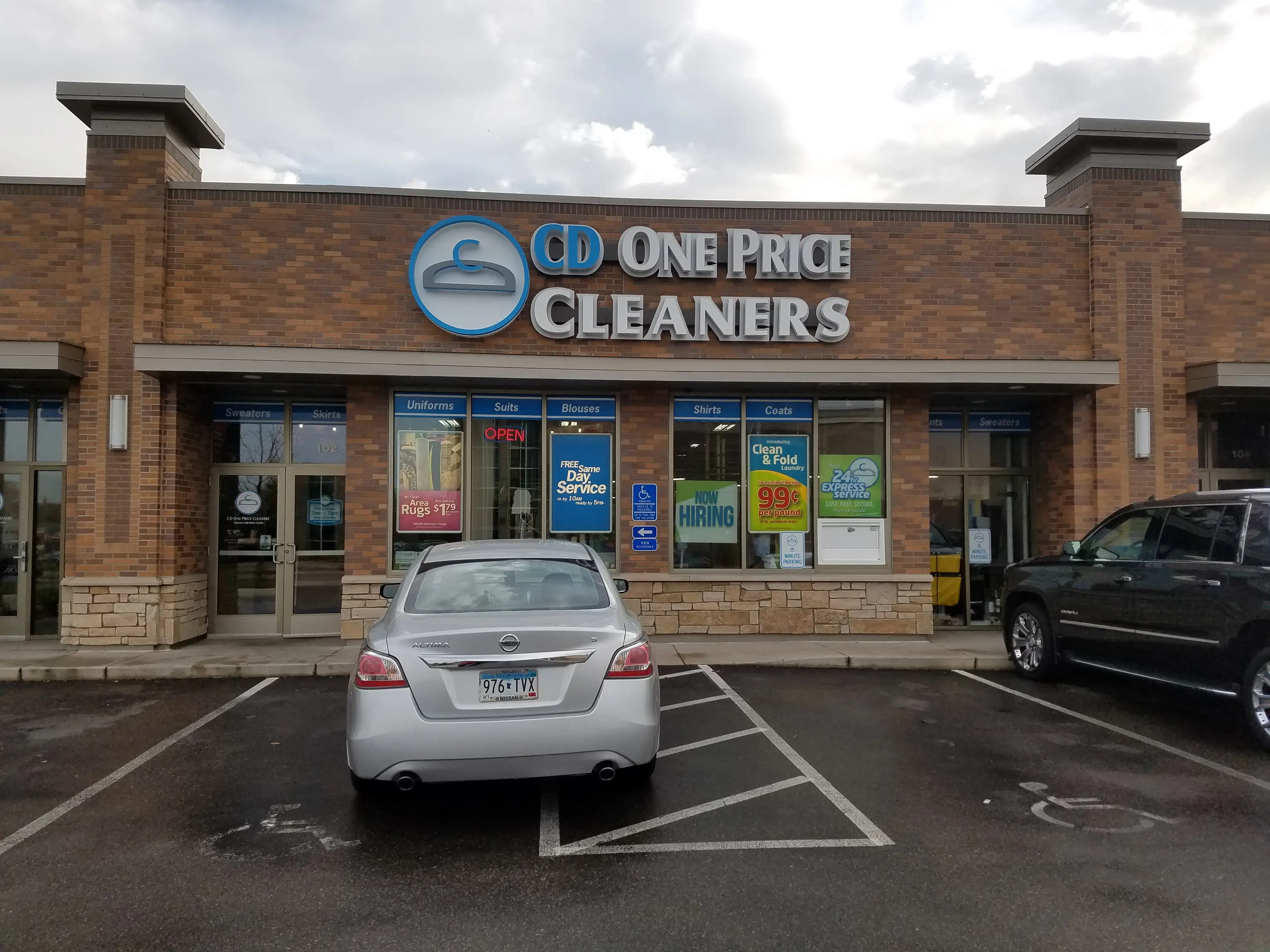 CD One Price Cleaners - Image 1