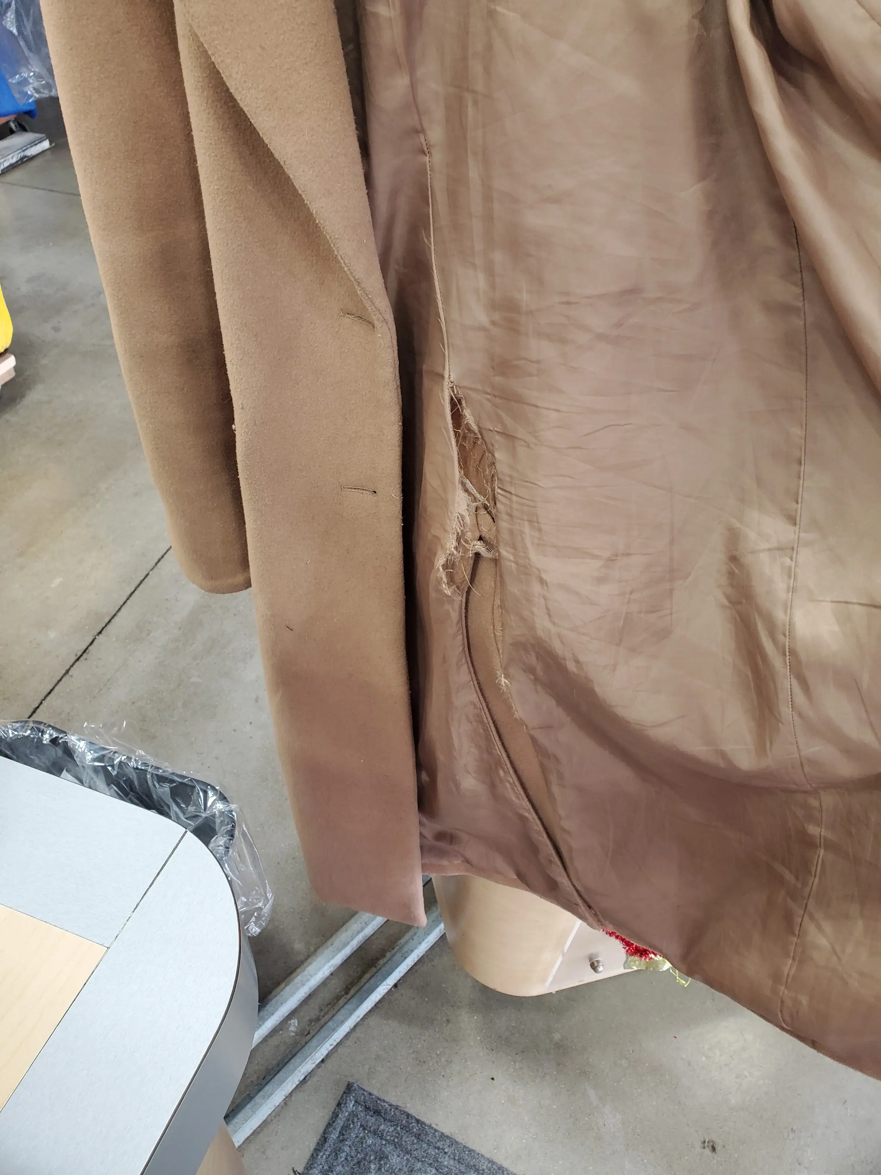 CD One Price Cleaners - Image 3