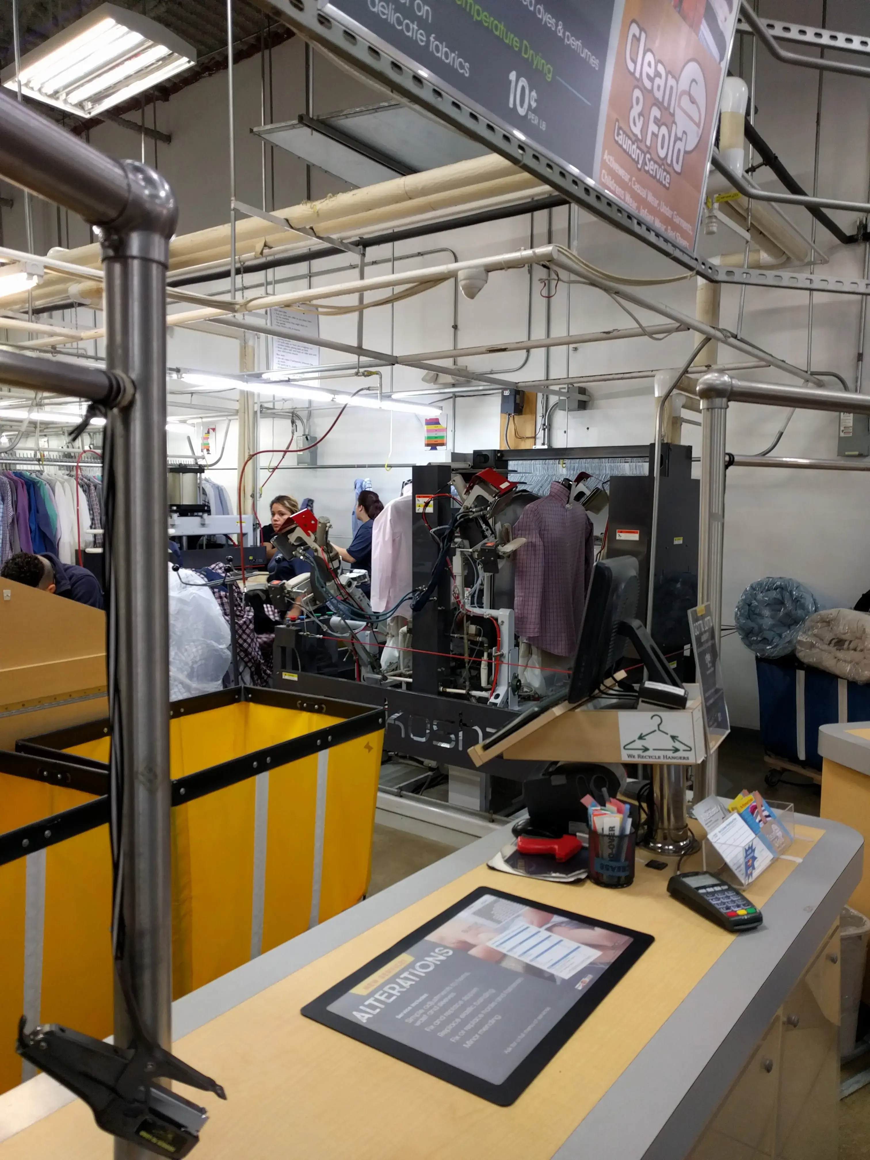 CD One Price Cleaners - Image 8