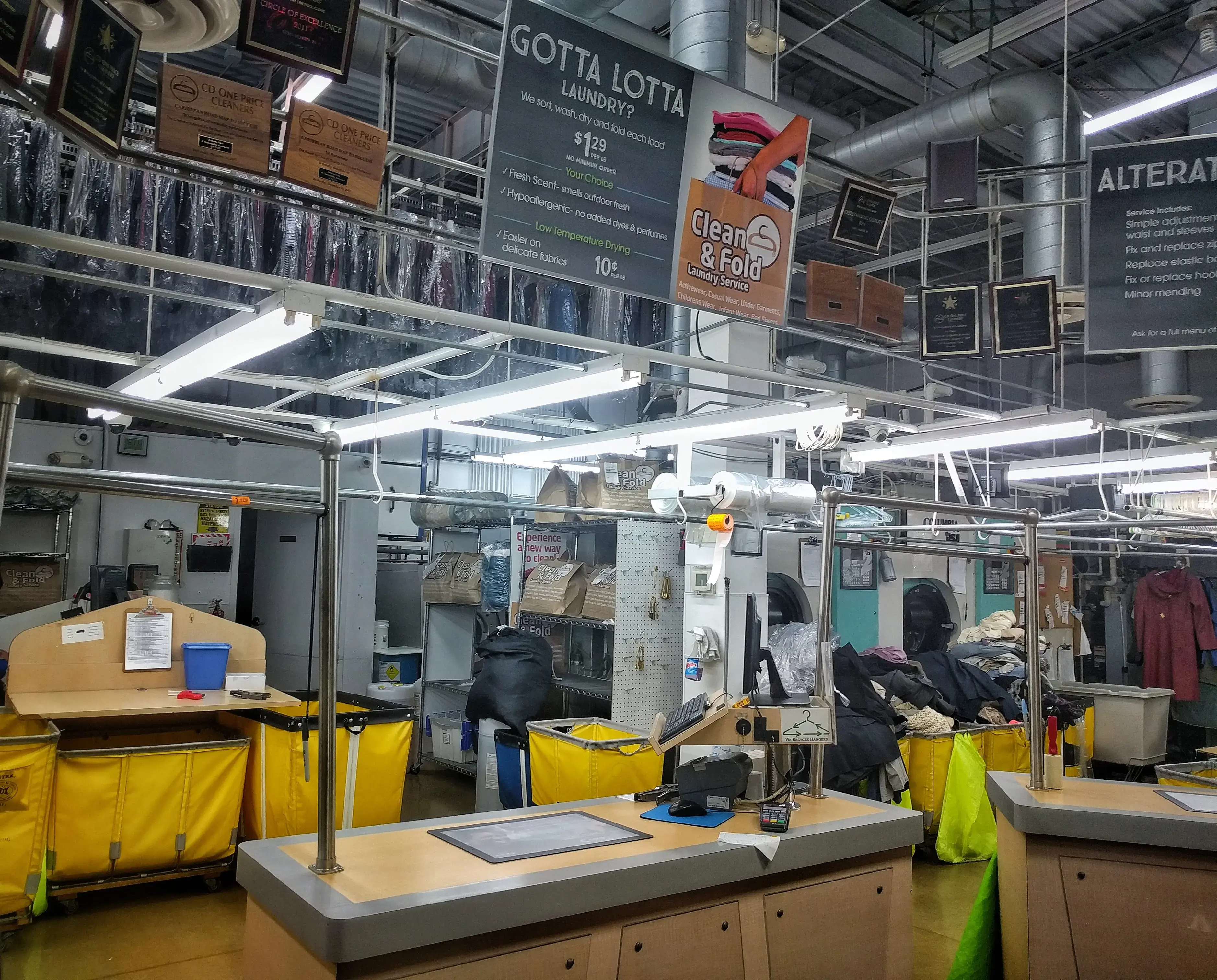 CD One Price Cleaners thumbnail 3