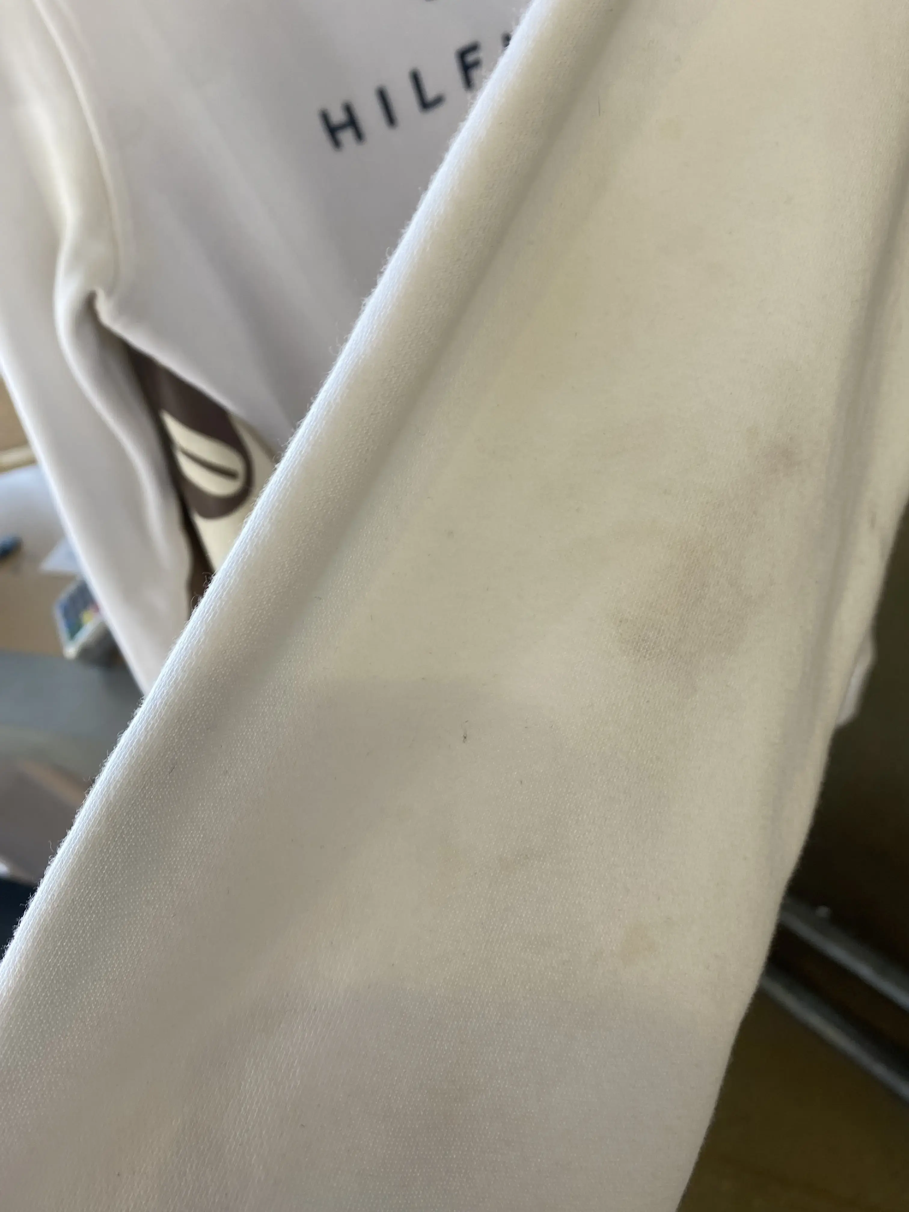 CD One Price Cleaners - Image 12