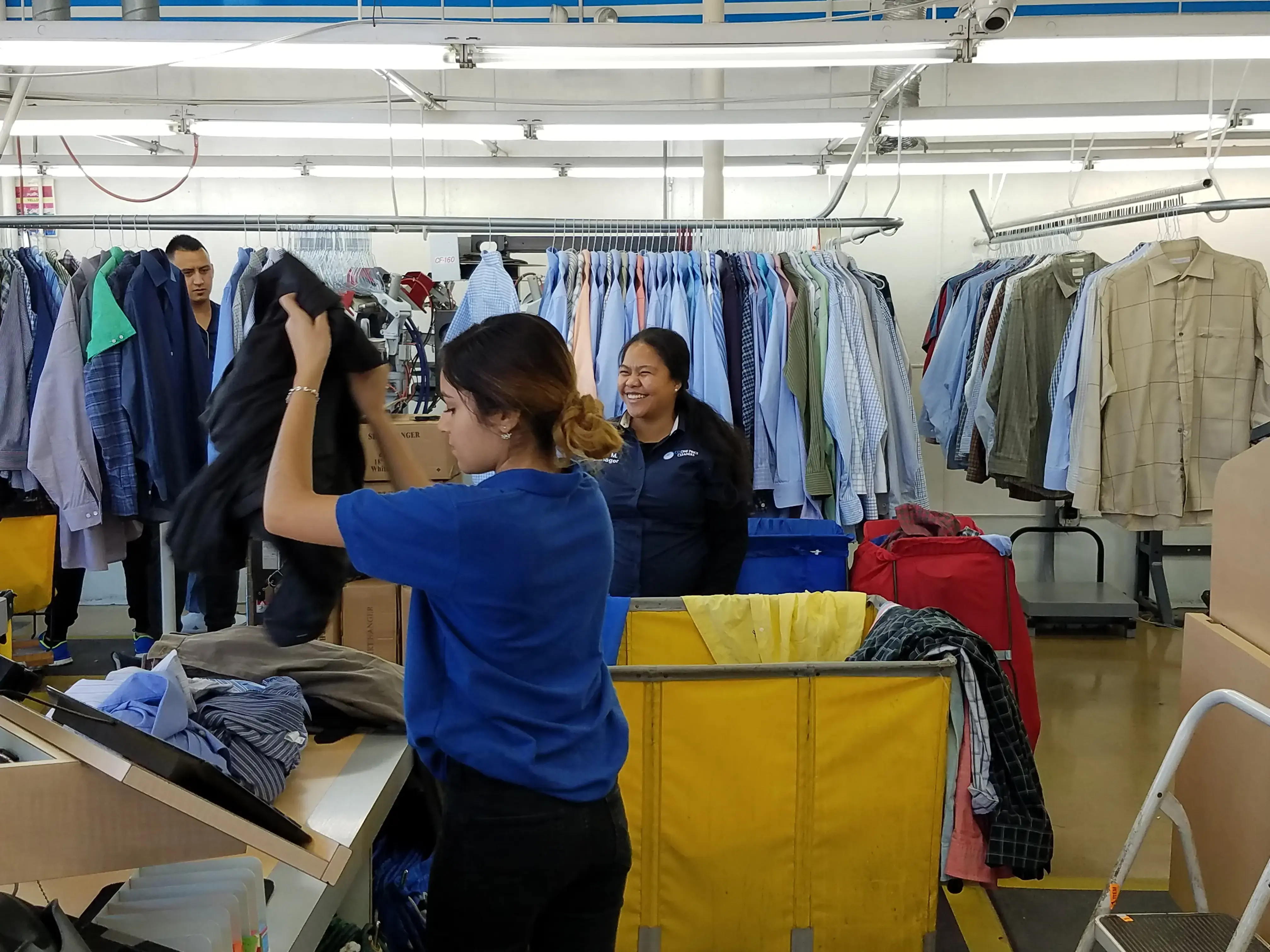 CD One Price Cleaners - Image 4