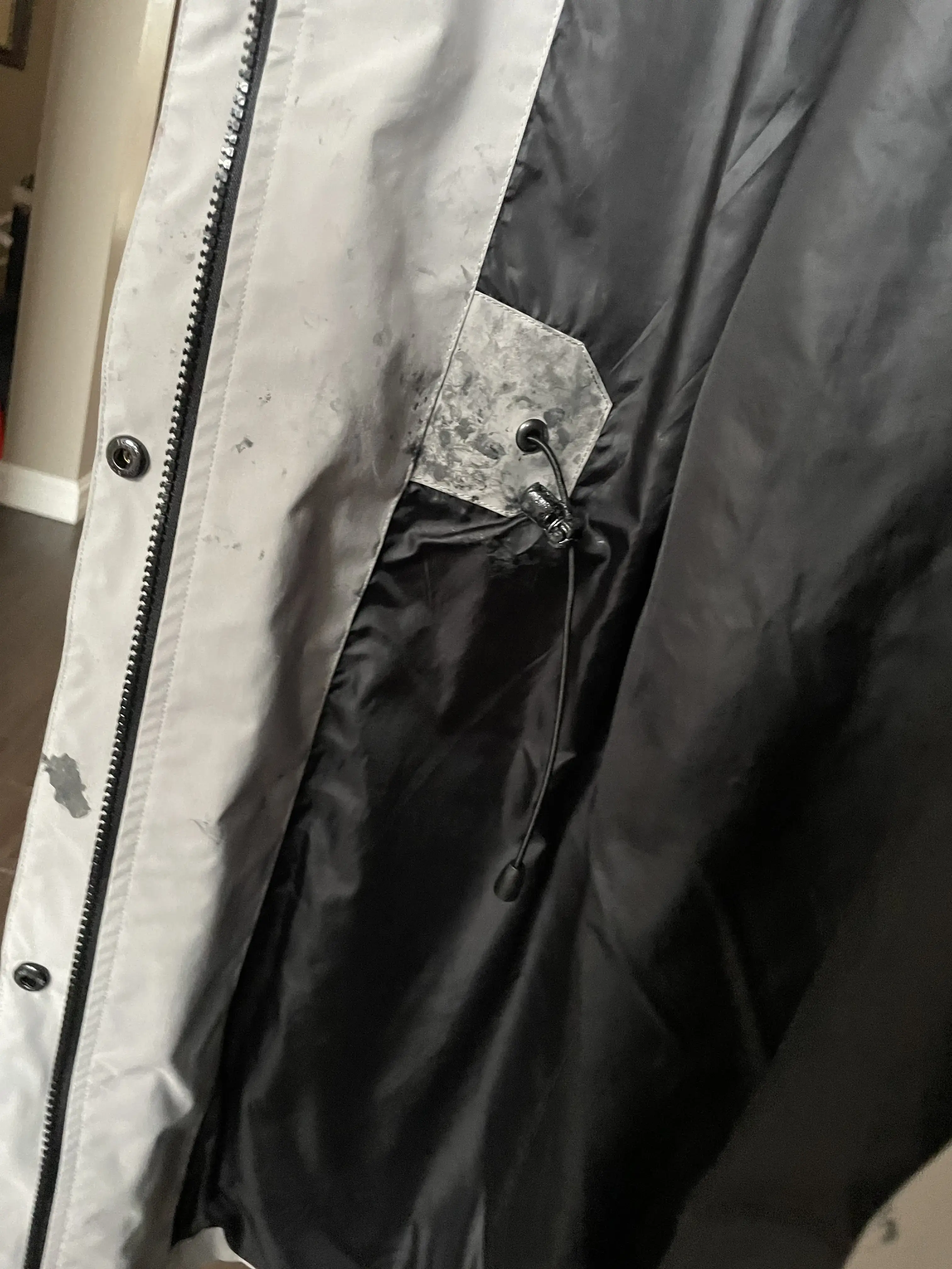 CD One Price Cleaners - Image 12