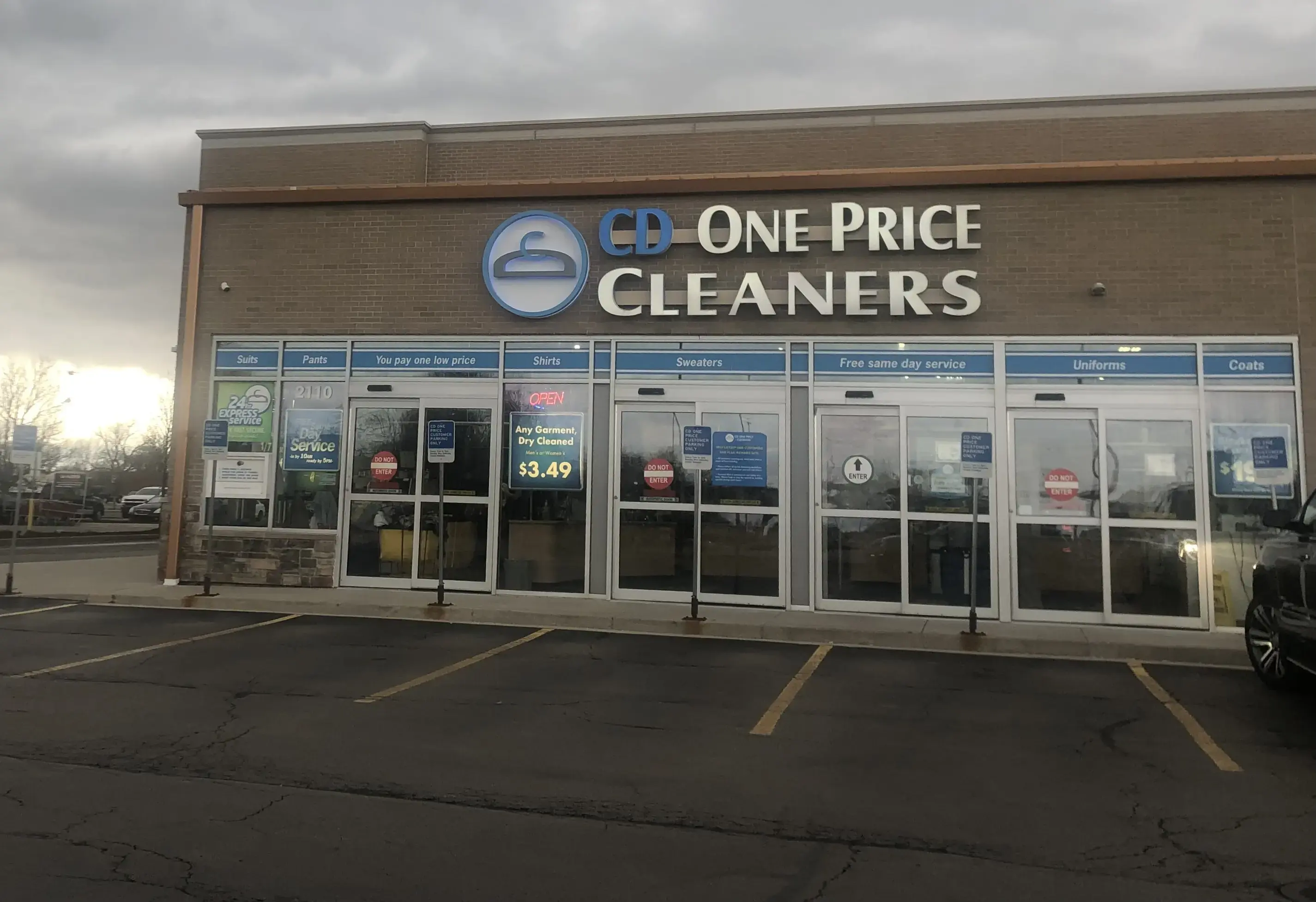 CD One Price Cleaners thumbnail 9