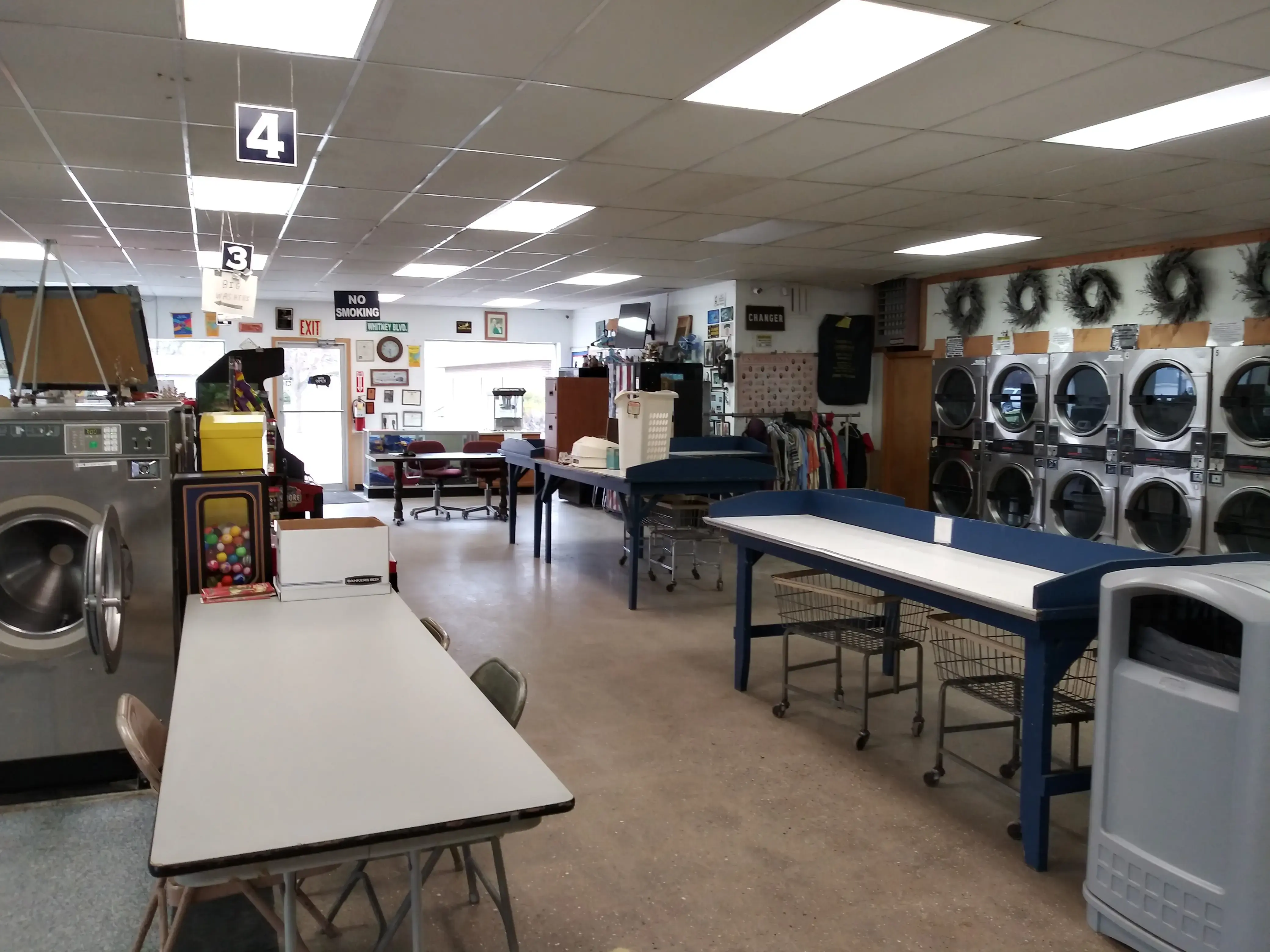 Cedar Street Laundry location