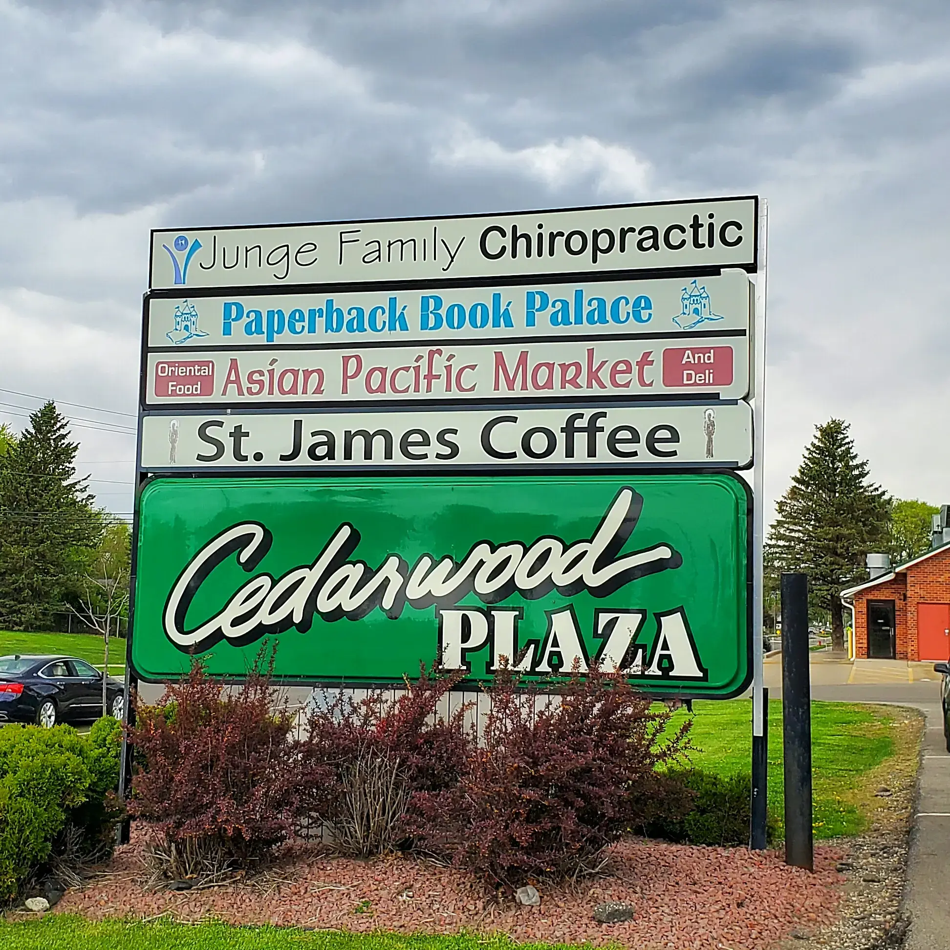 Cedarwood Laundromat - Image 15