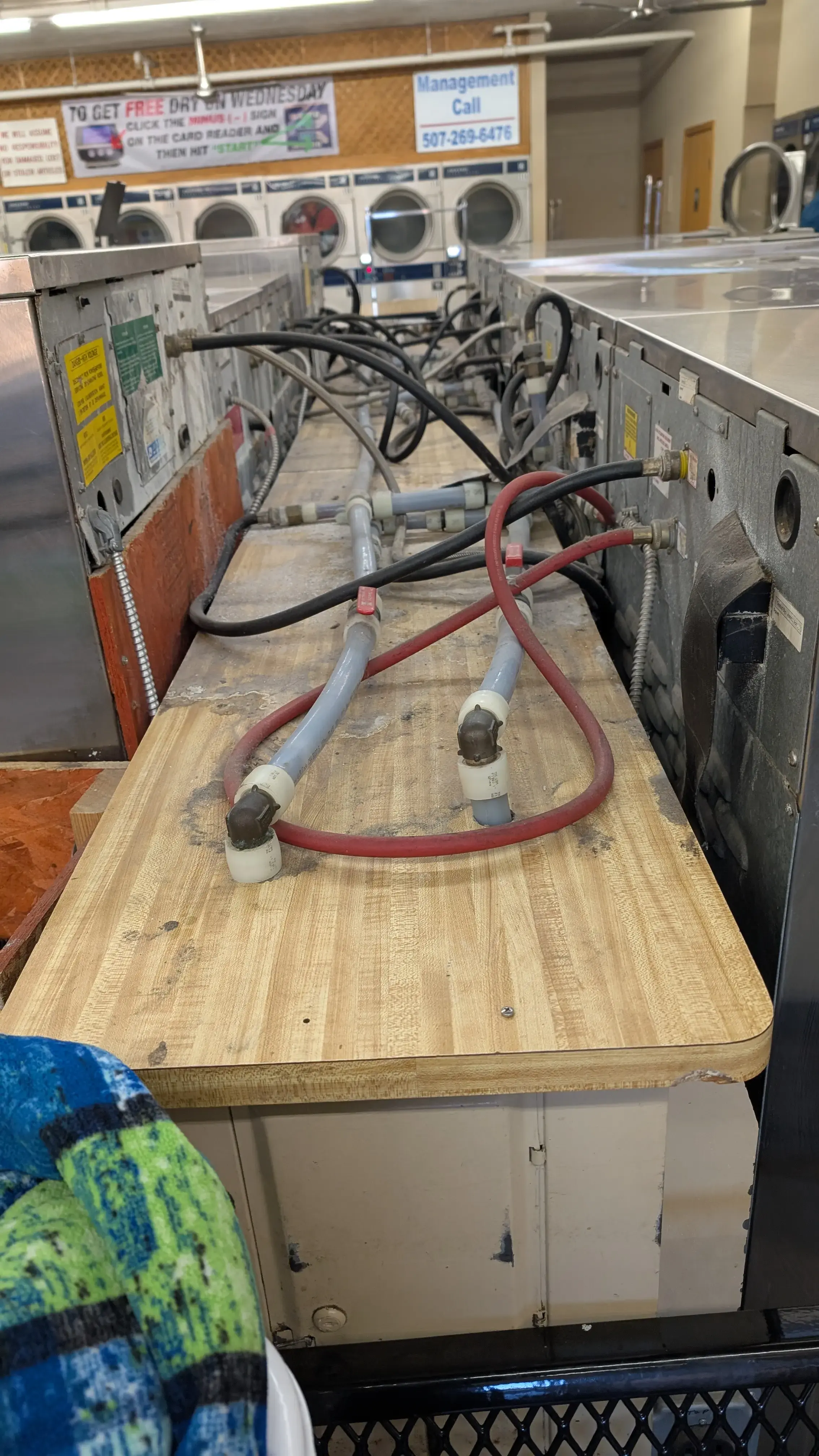 Cedarwood Laundromat thumbnail 10
