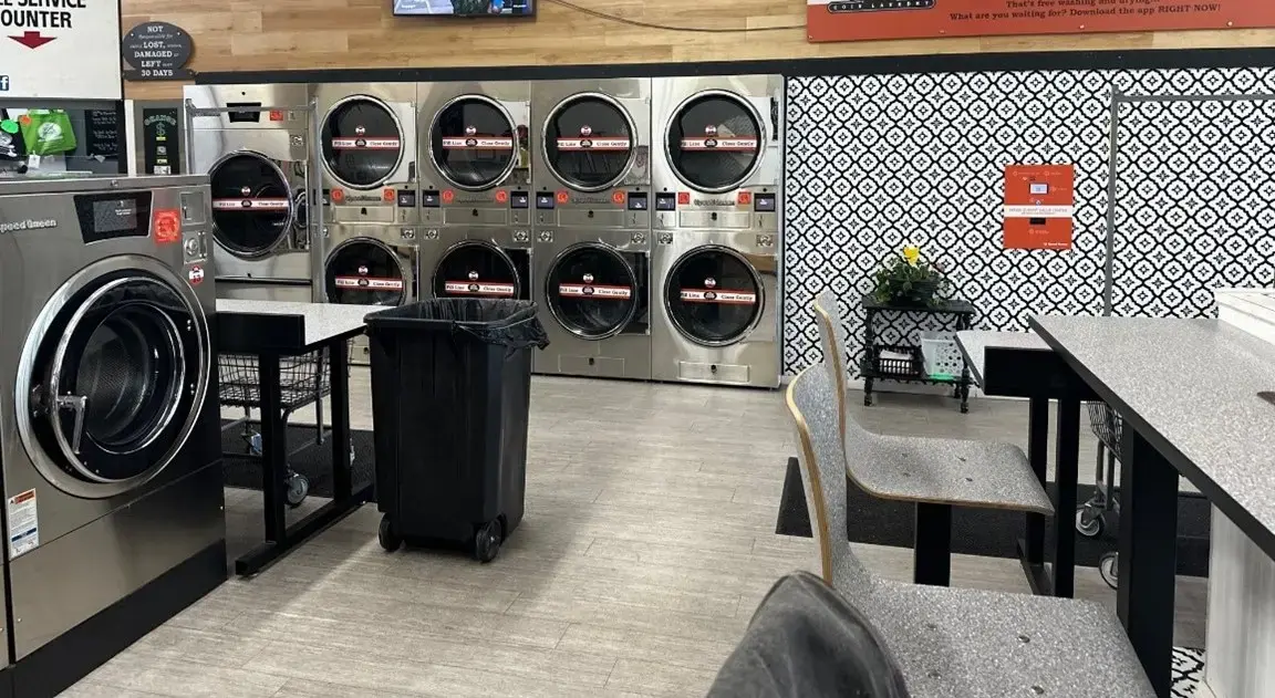 Center Point Coin Laundry location