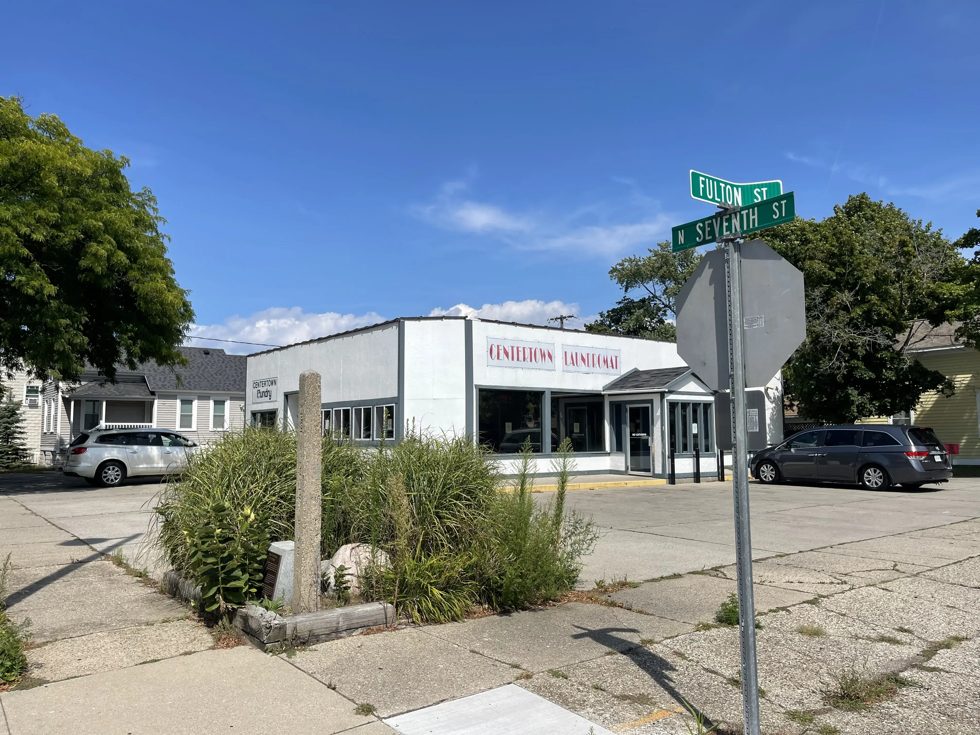 Centertown Laundromat - Image 5