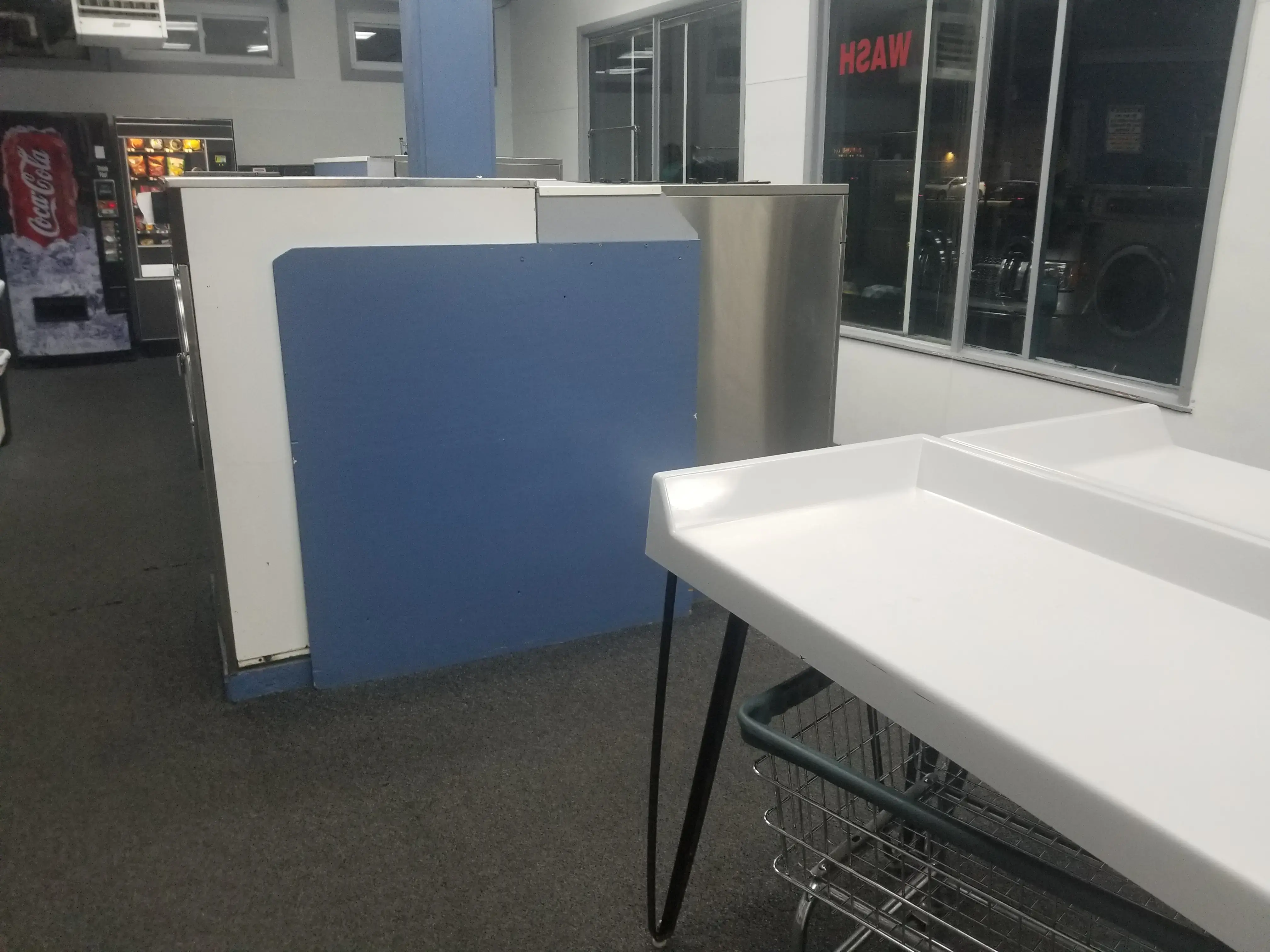 Centertown Laundromat - Image 12