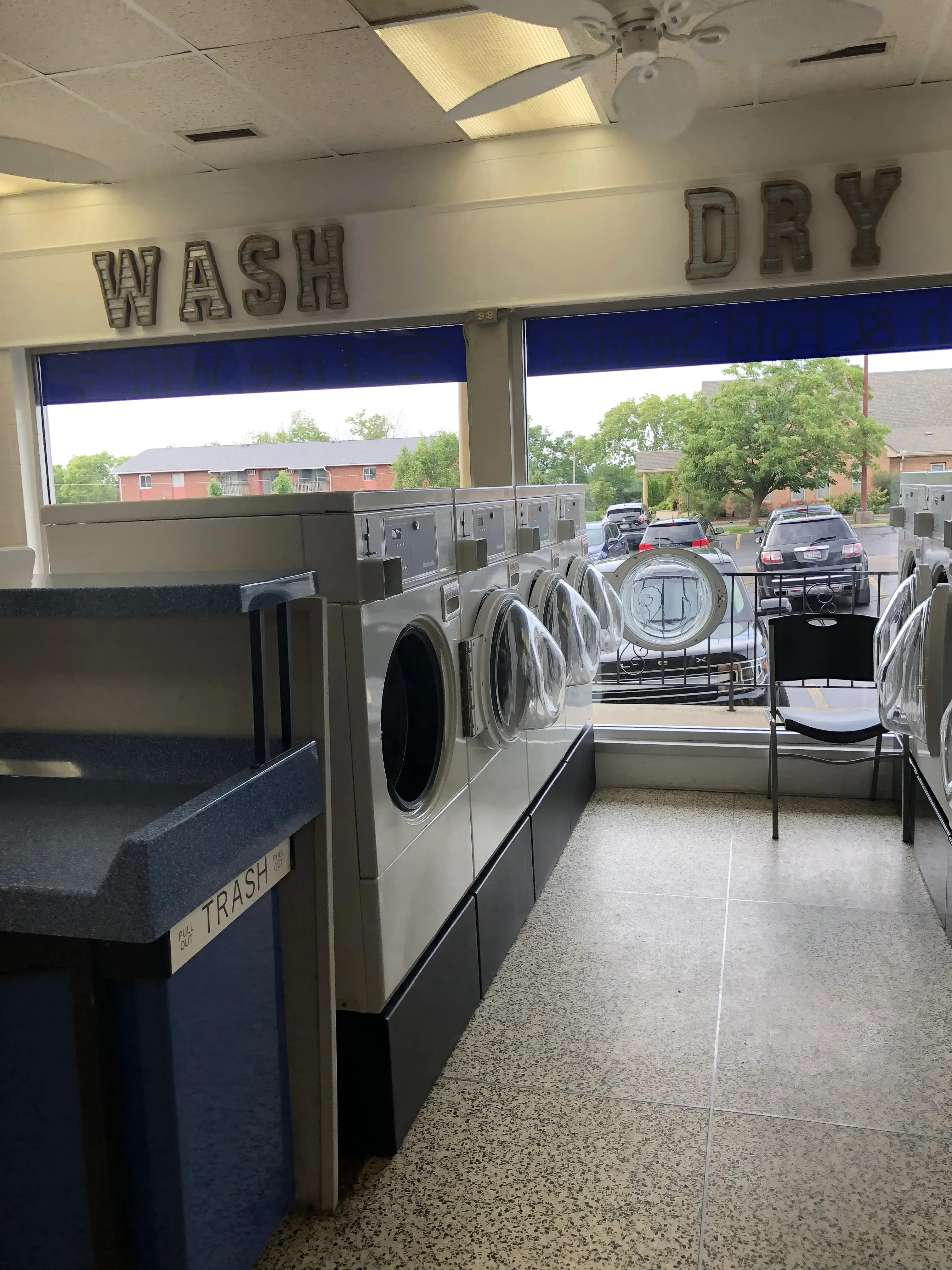 Centerville Cleaners Coin Laundry thumbnail 13