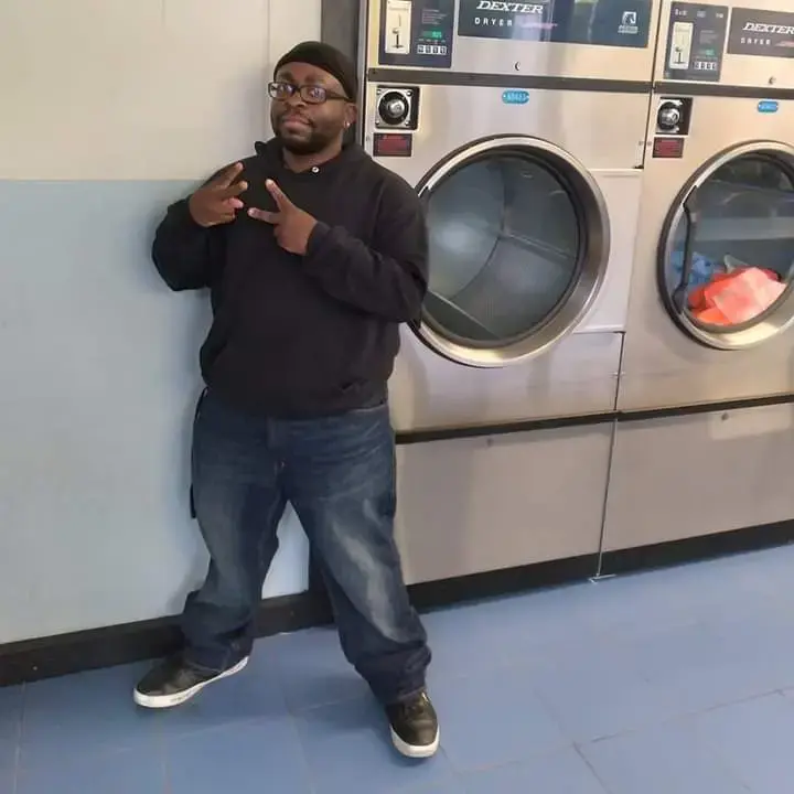 Centerville Laundry Land Laundromat thumbnail 5