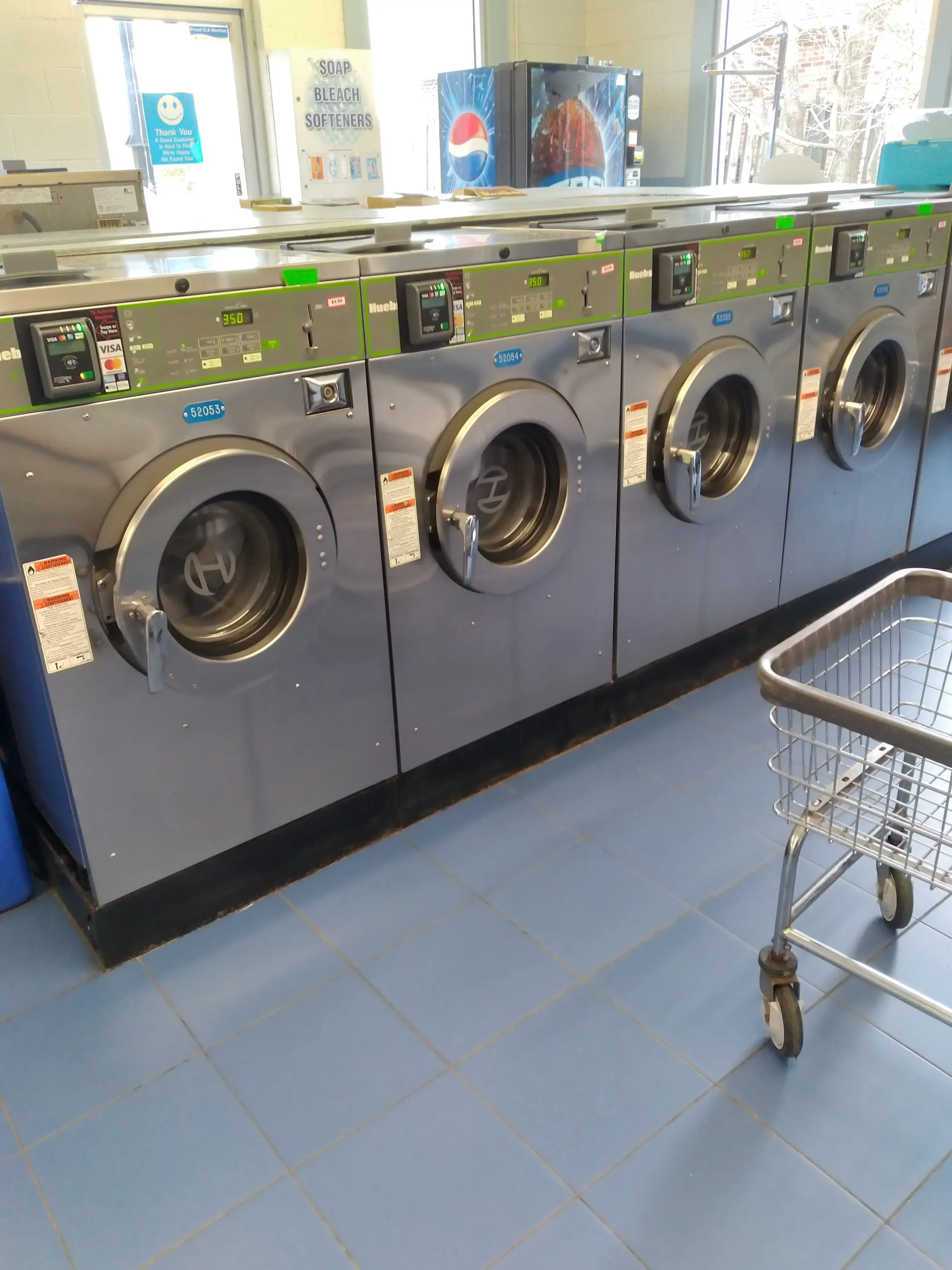 Centerville Laundry Land Laundromat thumbnail 1