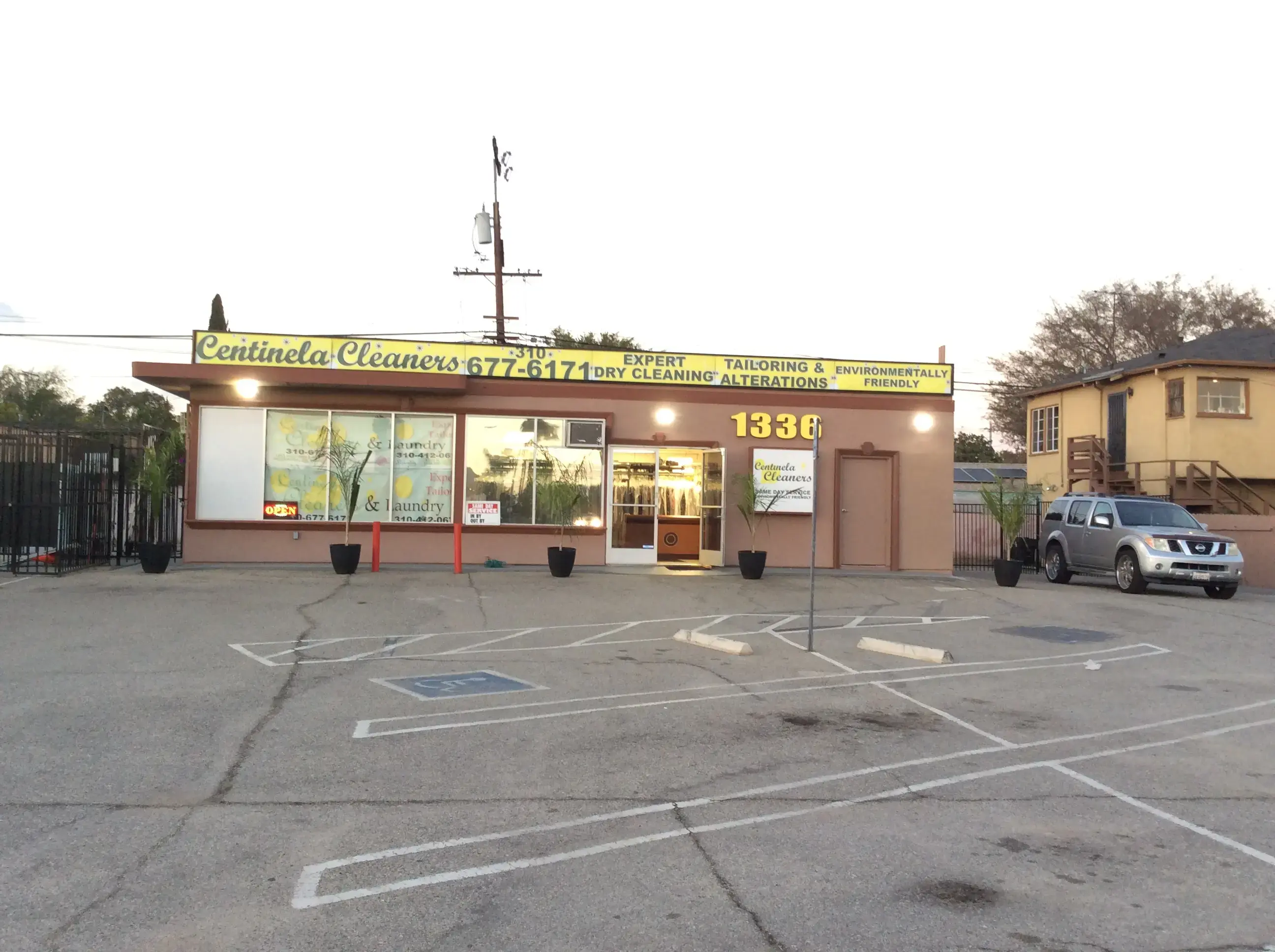 Centinela Cleaners thumbnail 19