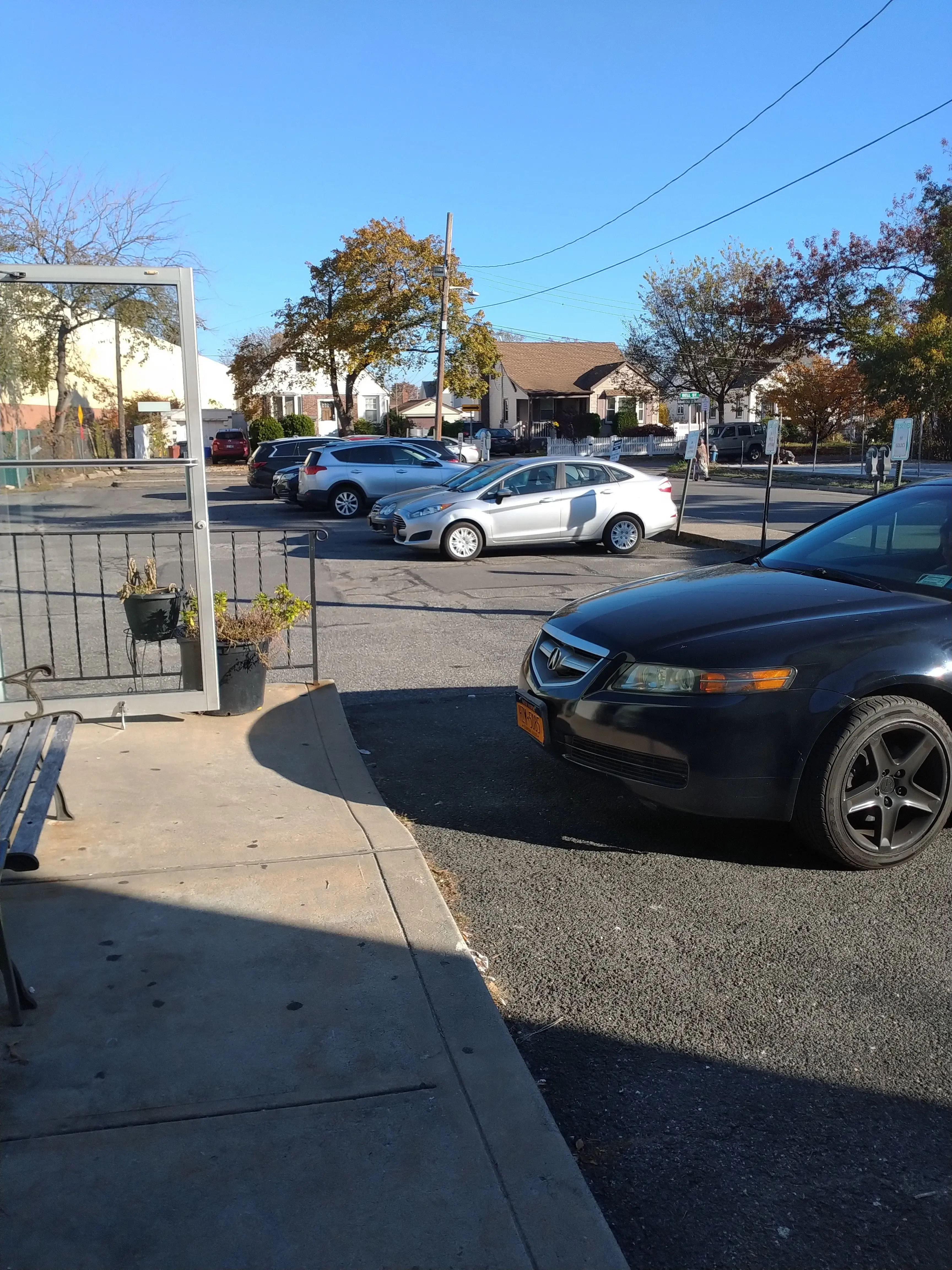 Central Laundromat thumbnail 10