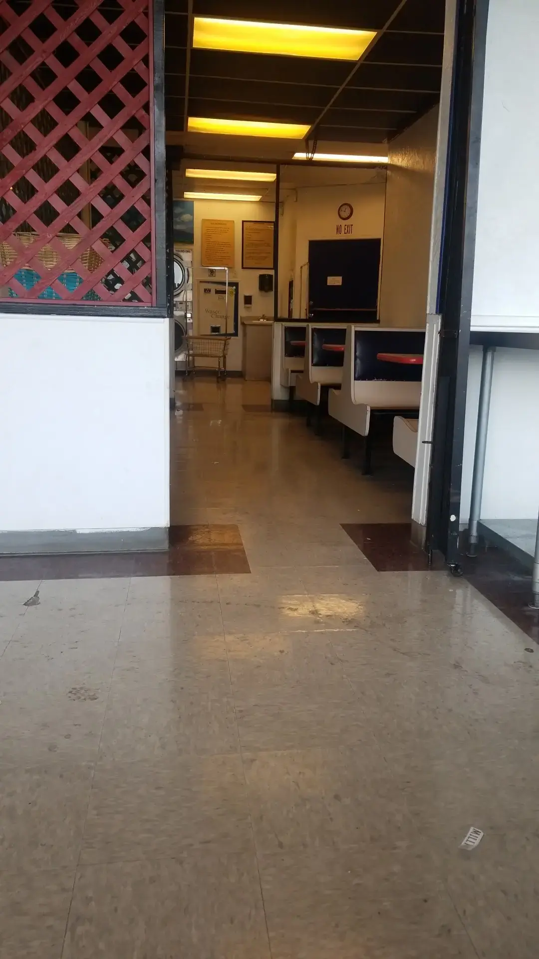 Central Point Laundromat, LLC - Image 8