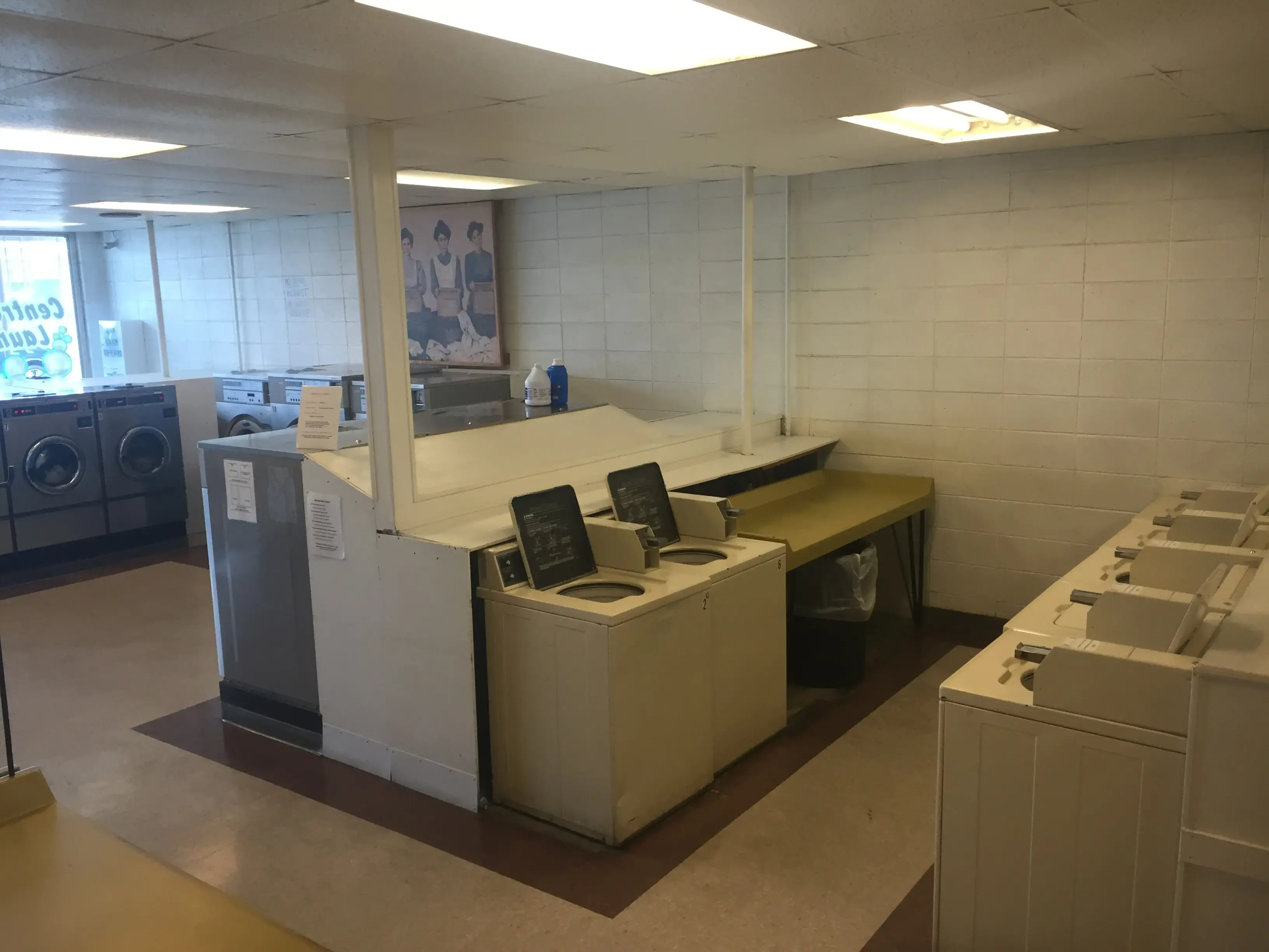 Central Point Laundromat, LLC - Image 7
