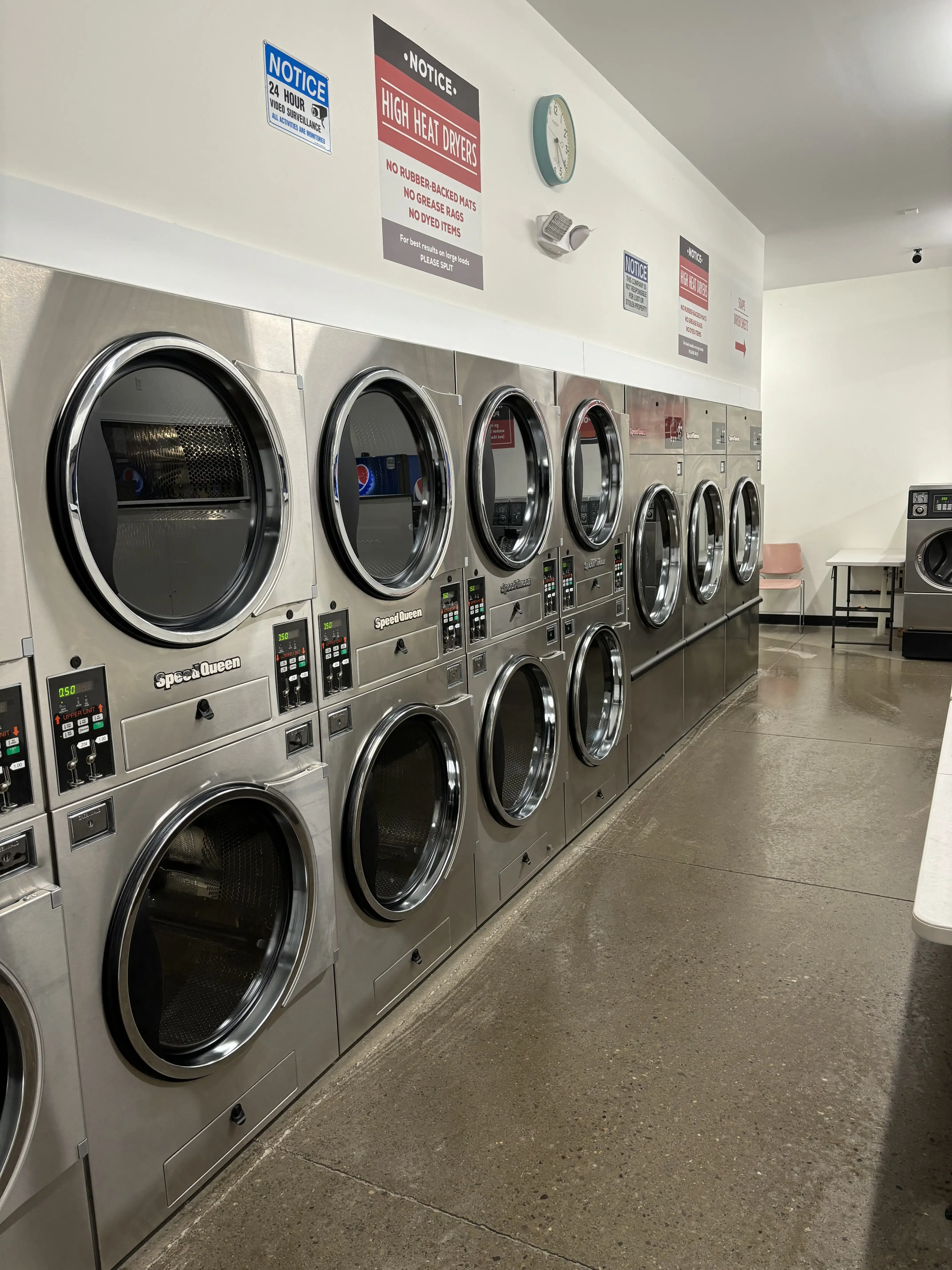 Central Ridge Laundry location