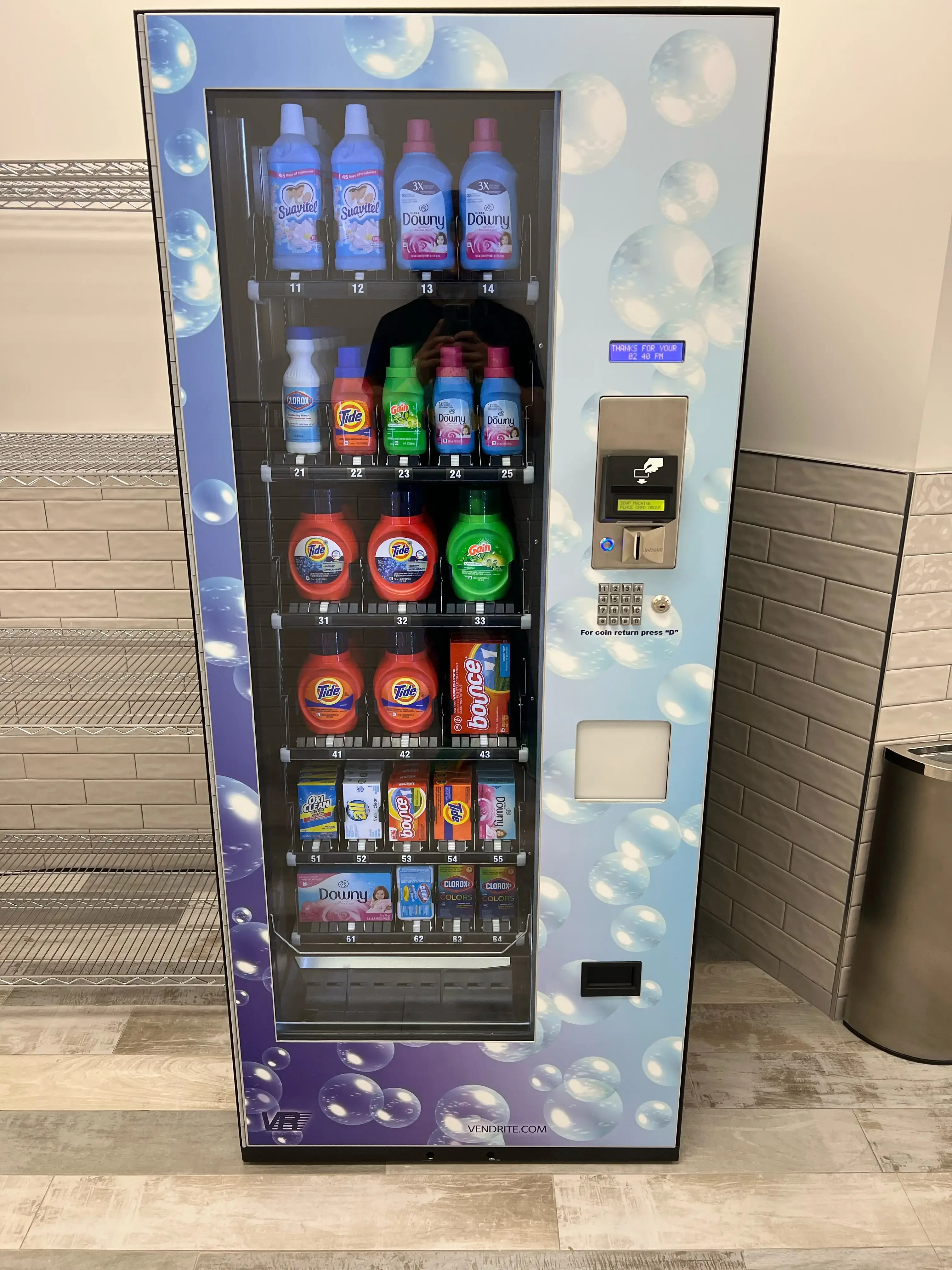 Central Wash Laundromat - Image 8